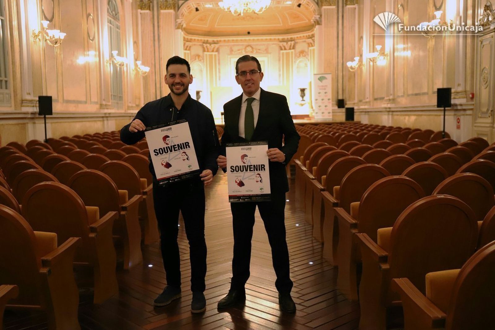Fran Perea junto al director general de la Fundación, Sergio del Corral.