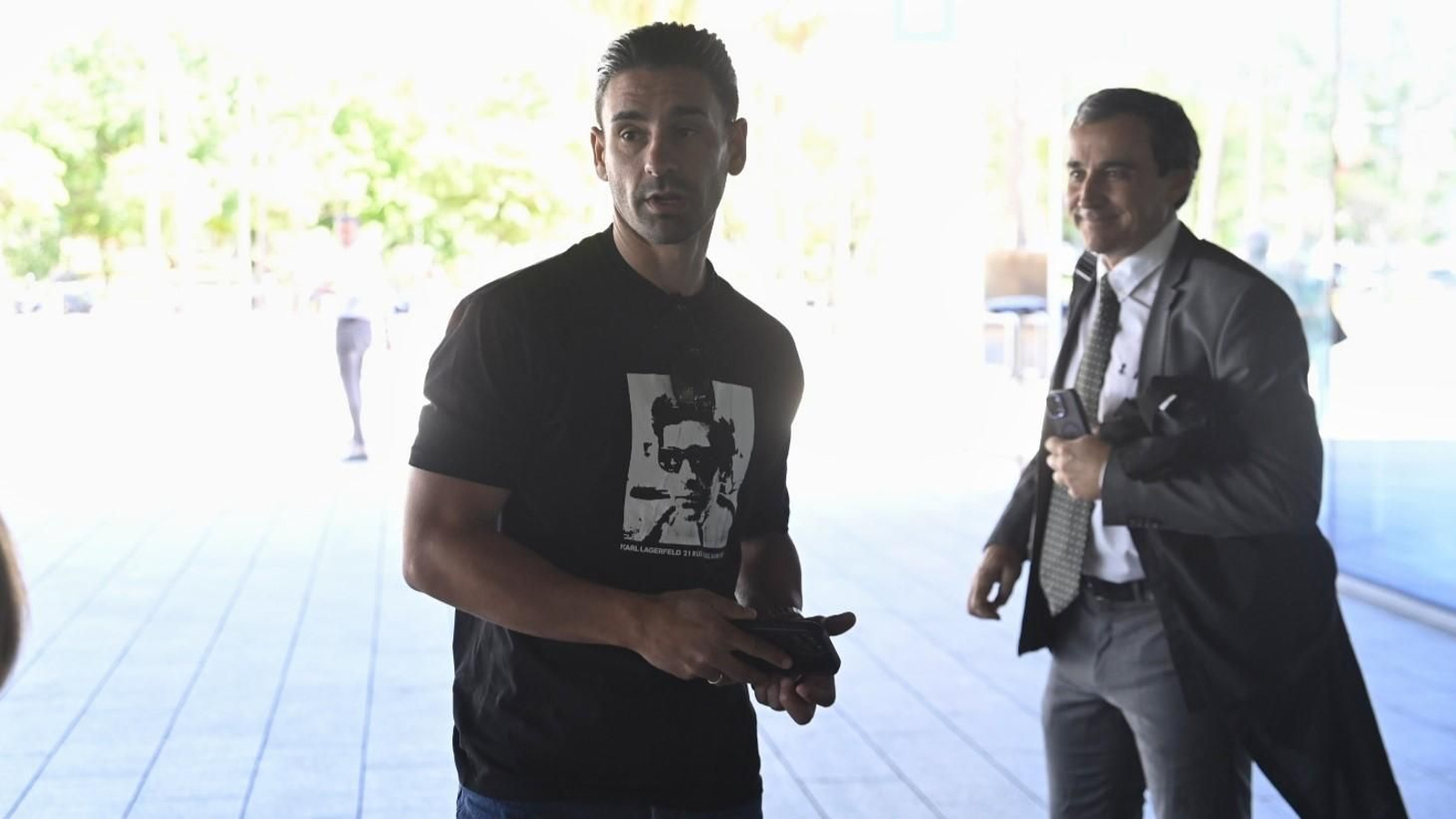Kike Márquez, a su llegada a la Ciudad de la Justicia de Córdoba para su juicio contra el Córdoba CF.
