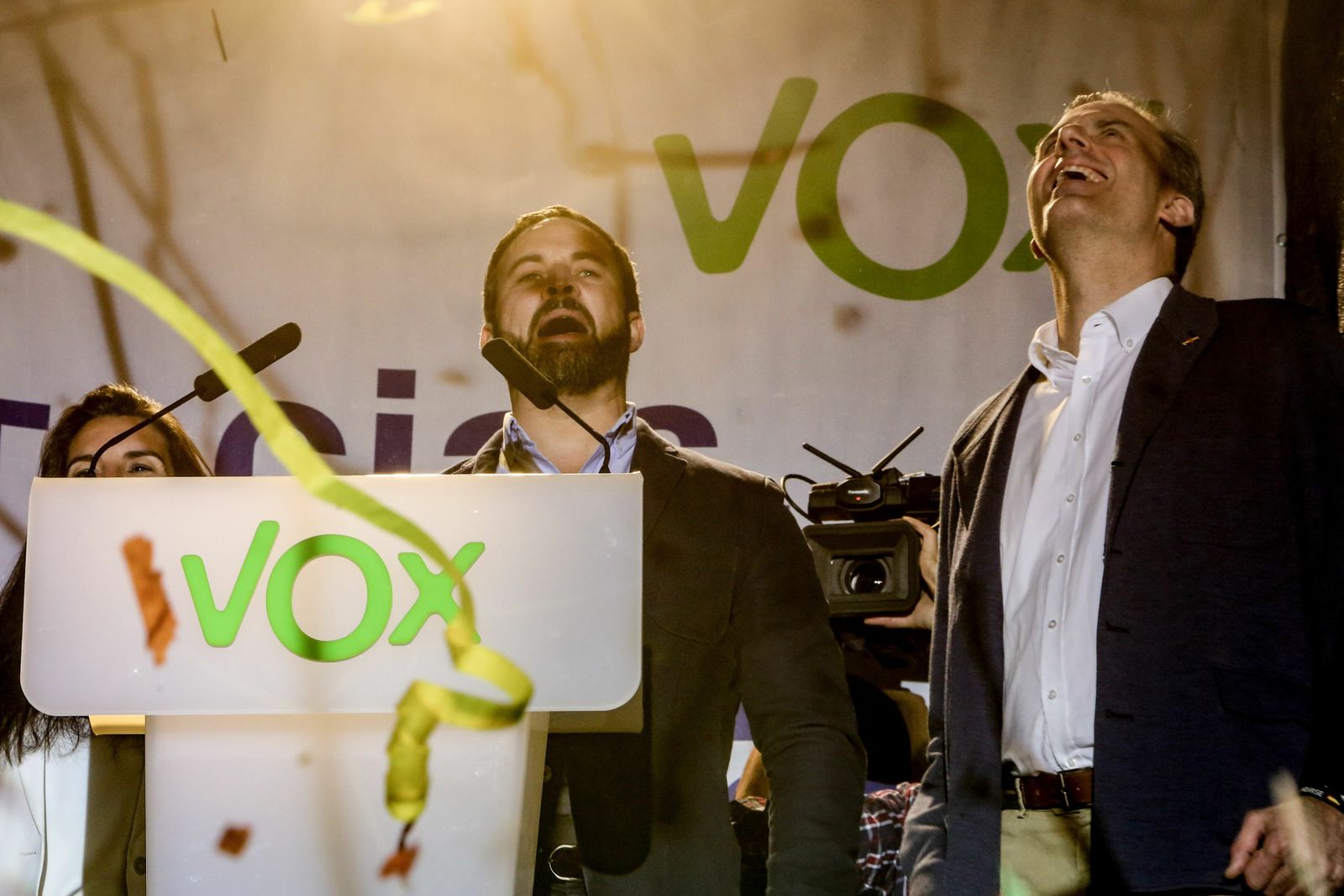 El presidente de Vox, Santiago Abascal, en una intervención tras conocer los resultados del 28-A.