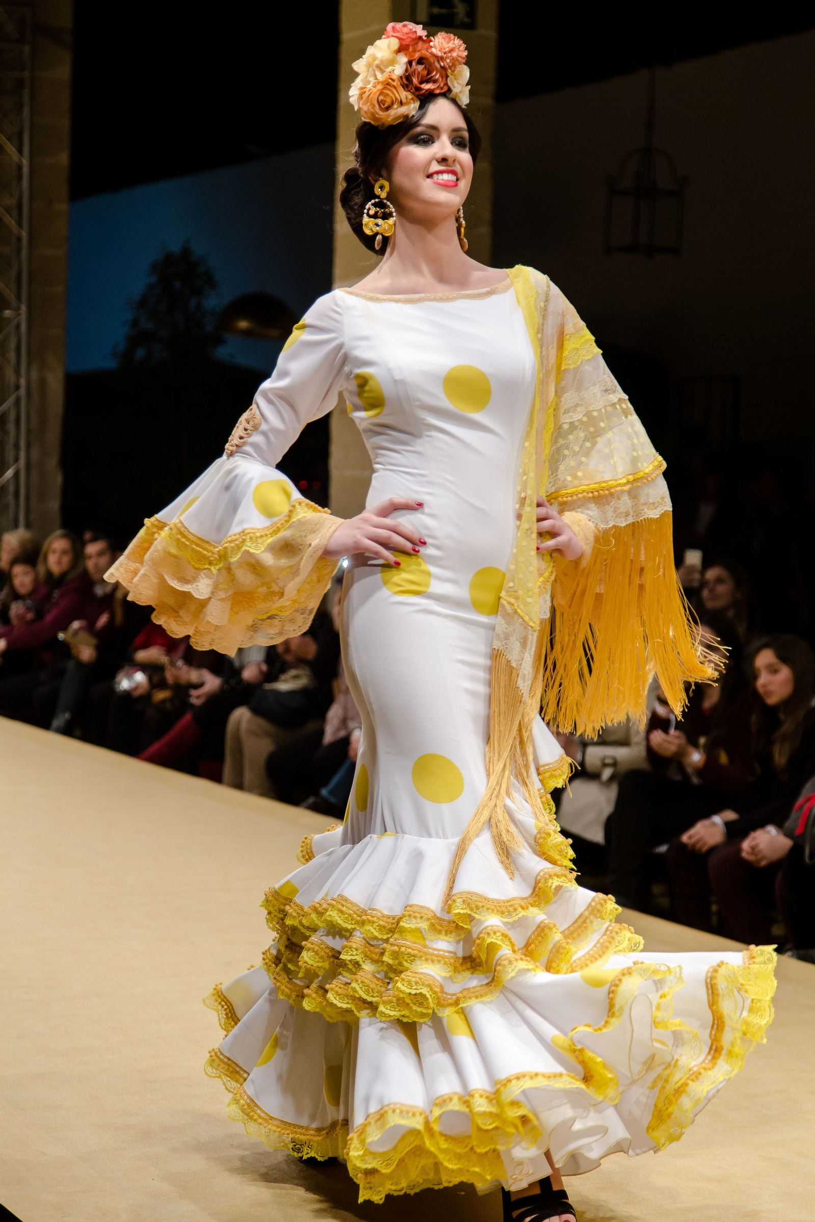 El desfile de Carmen Navarro, en imágenes