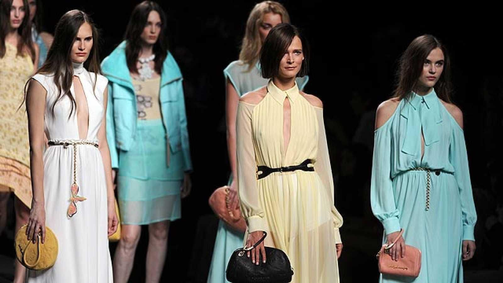 Un desfile de Adolfo Domínguez en la Madrid Fashion Week