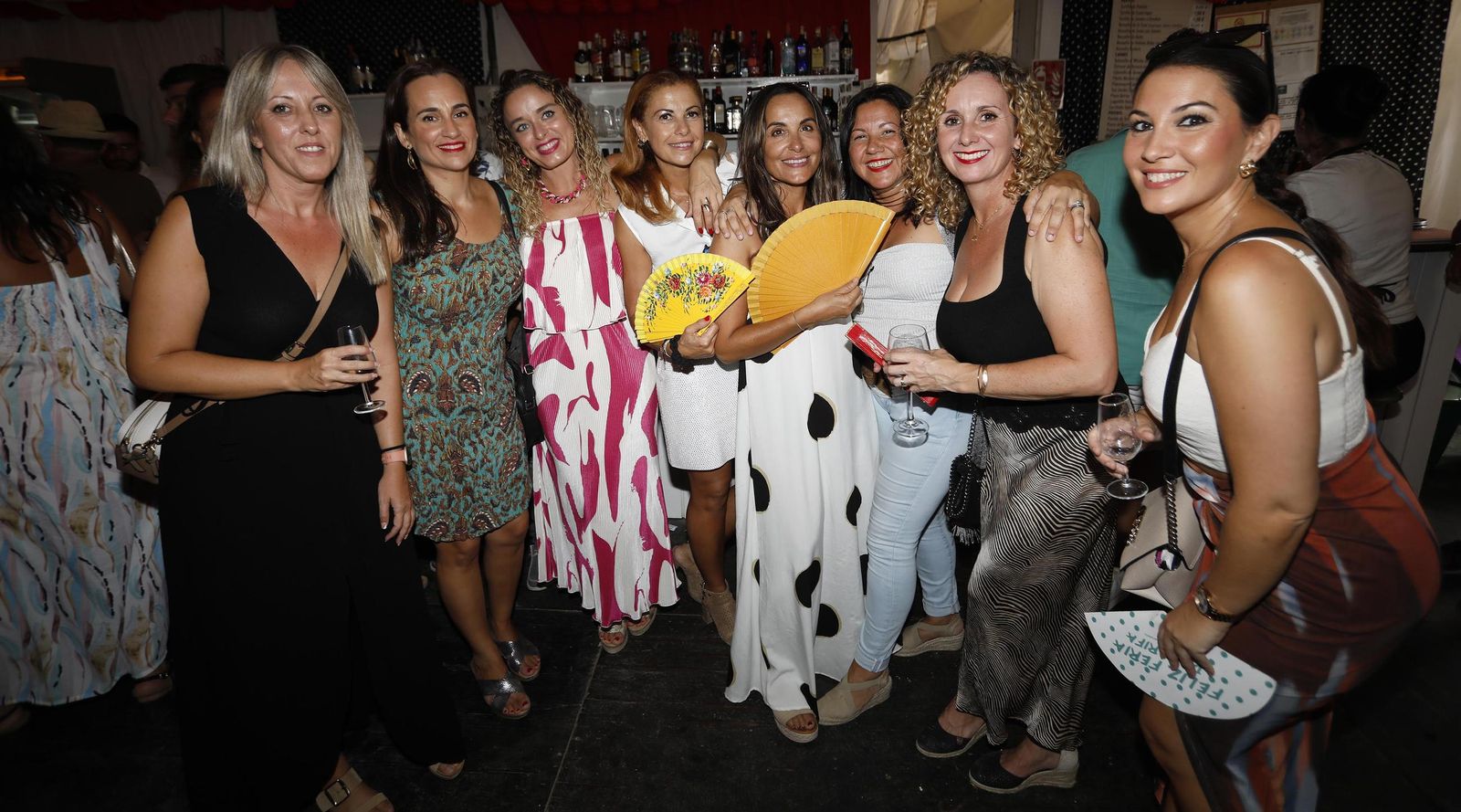 Búscate en las fotos del Día de la Mujer en la Feria de Tarifa