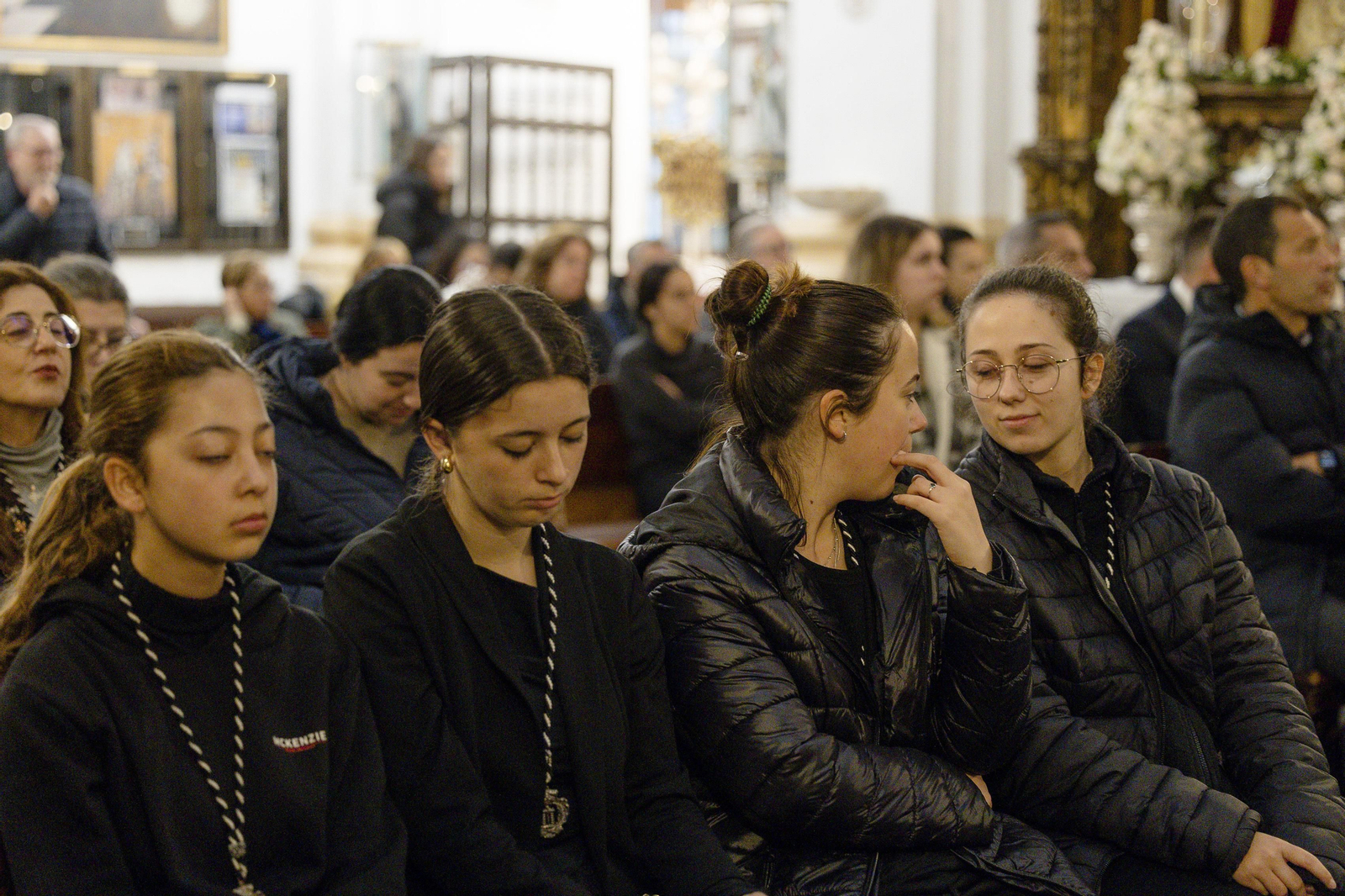 Las imágenes de la cofradía del Descendimiento este Viernes Santo en la Semana Santa de Cádiz de 2024