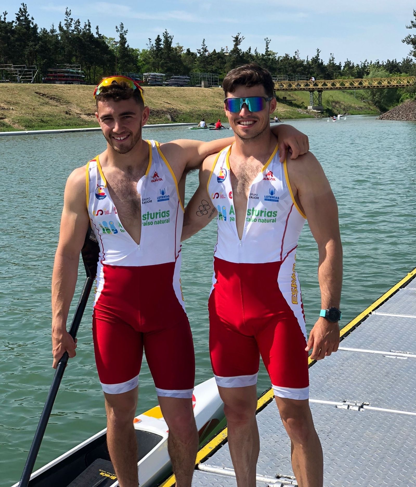 Los palistas sevillanos Cayetano García de la Borbolla y Pablo Martínez.