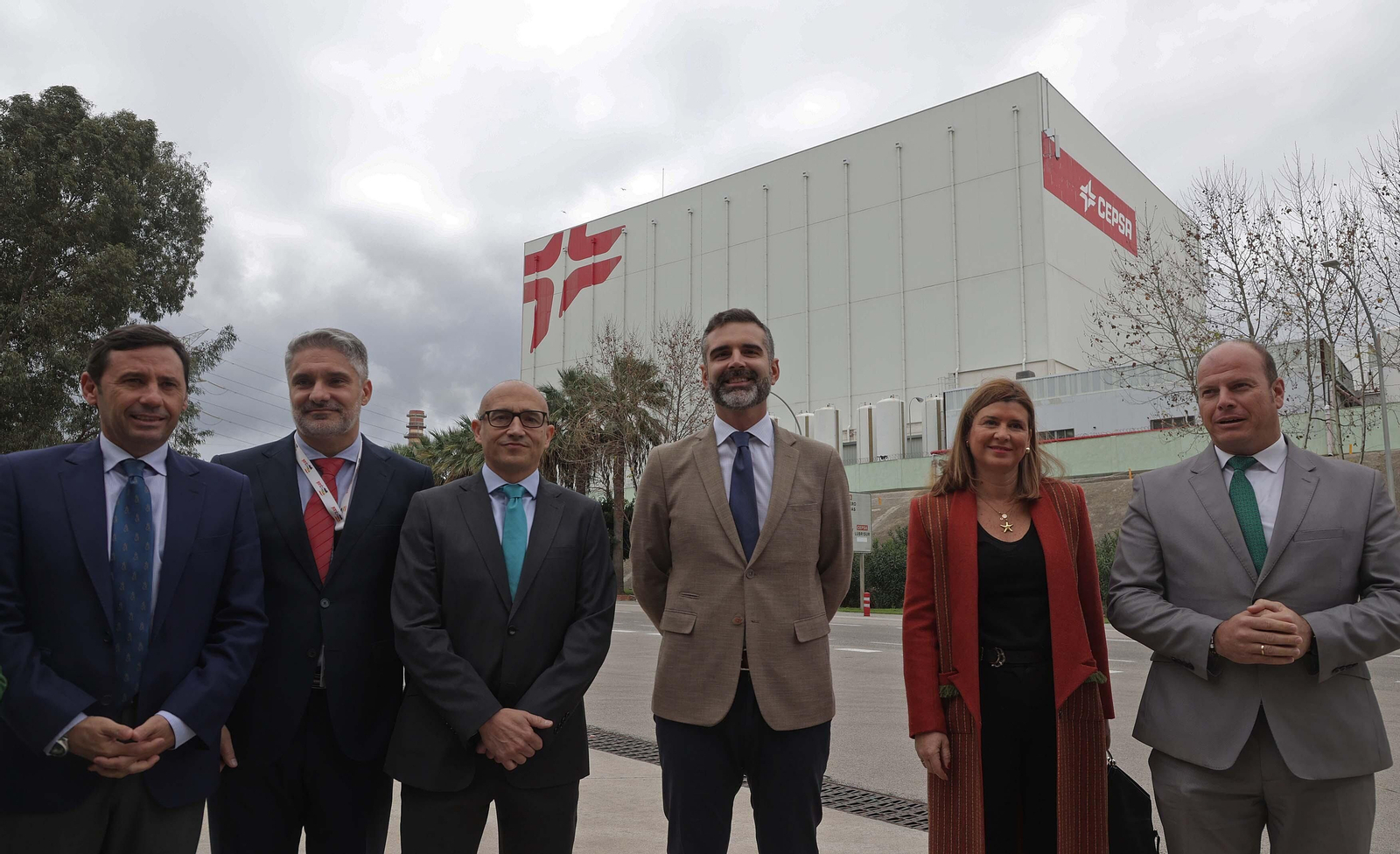 Imágenes de la inauguración de la nueva planta de reutilización de agua de Cepsa