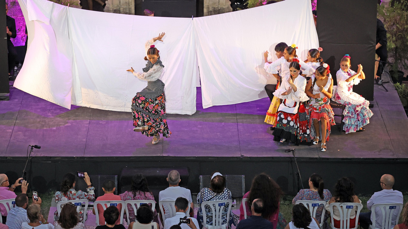 La Fiesta de la Bulería empieza con ‘Jaleo’, dirigido por María José Franco a cargo de la Compañía Jóvenes Flamencos