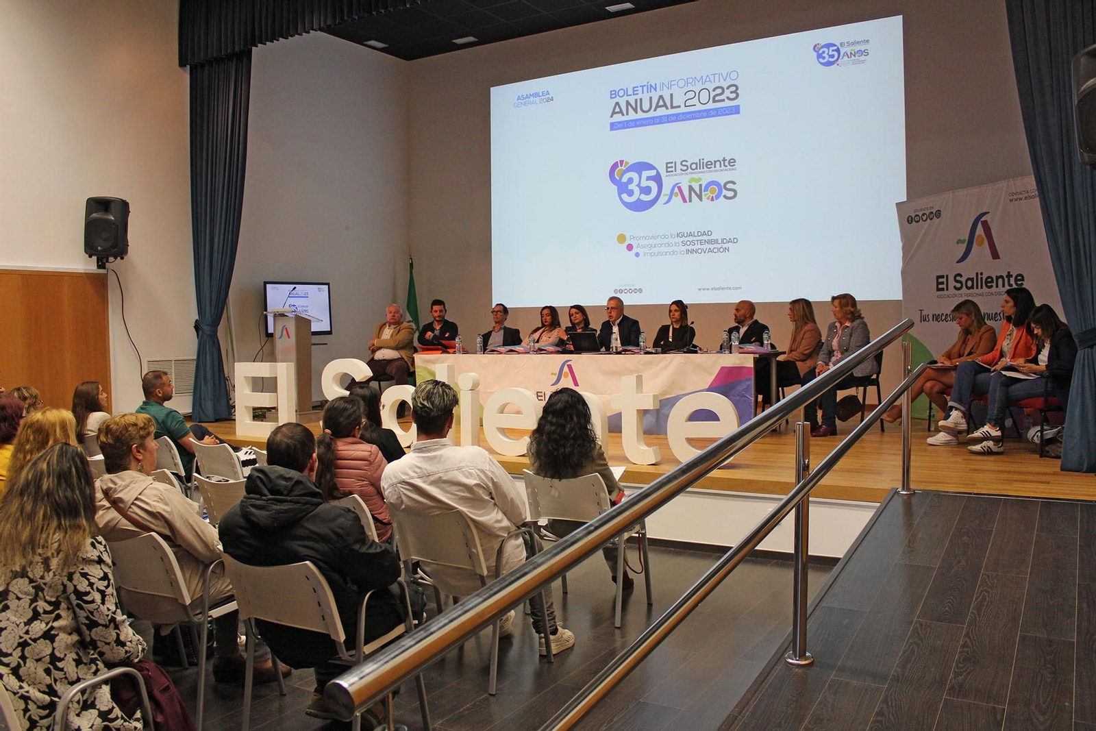 Celebración de la Asamblea de la Asociación de Personas con Discapacidad El Saliente.
