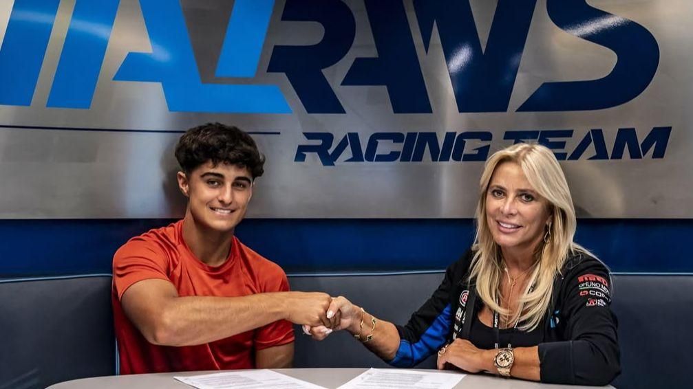 Oficial: El sevillano Dani Muñoz será piloto de Moto2 en 2026