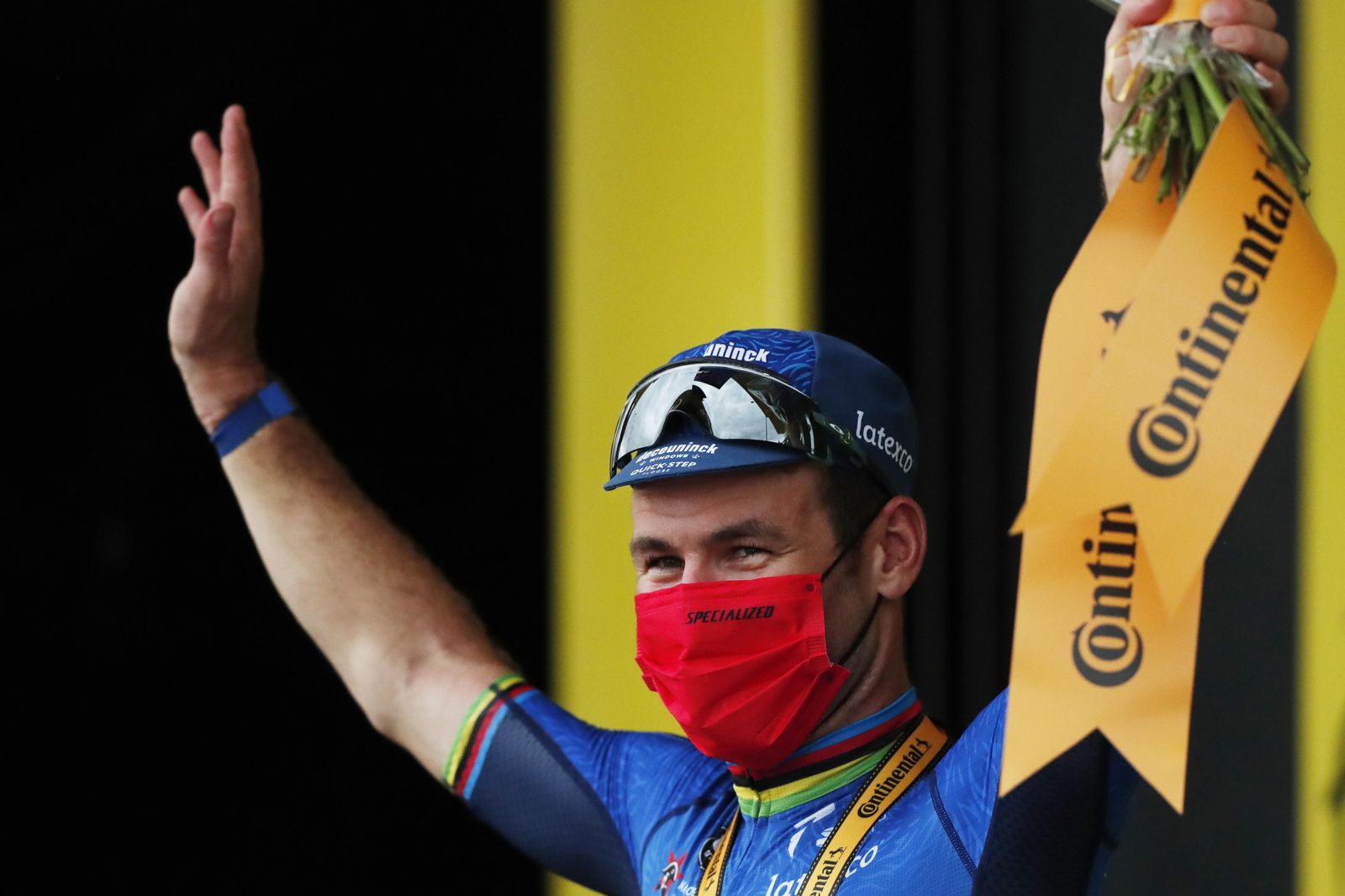 Mark Cavendish celebra su tercera victoria