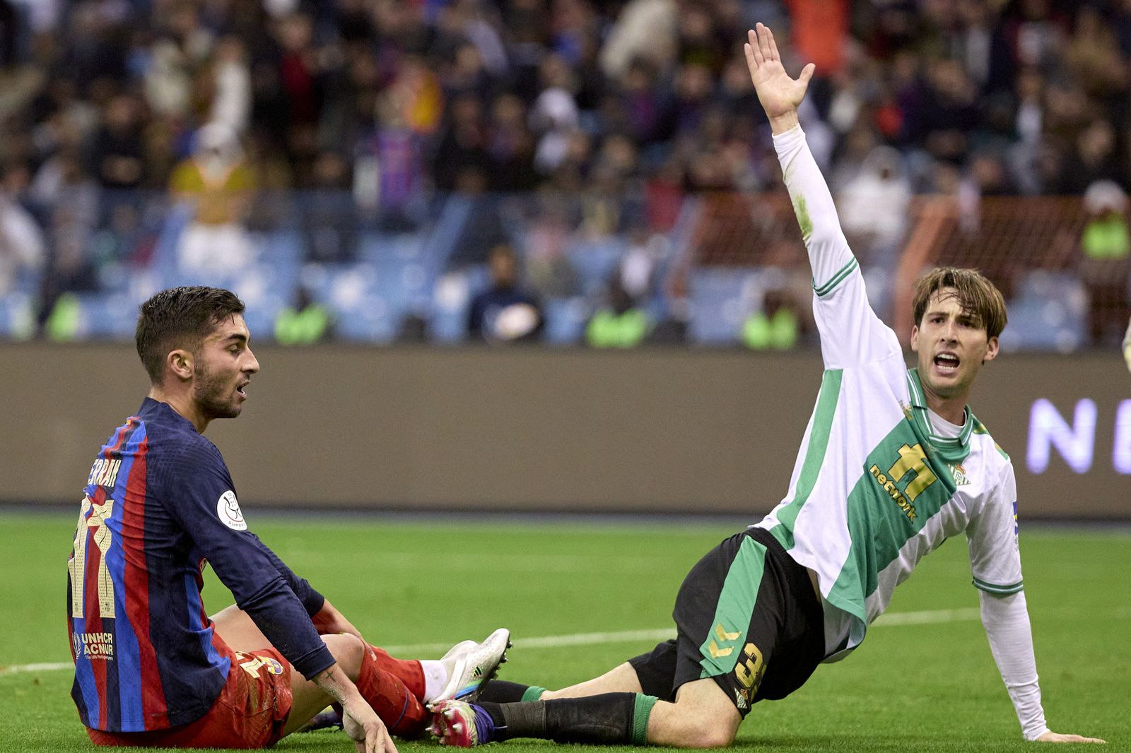 Las fotos de la prórroga y los penaltis del Betis - Barcelona