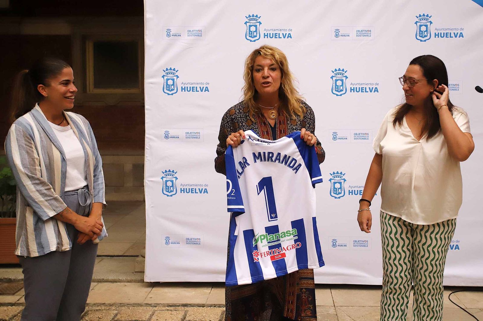 Recepción del Ayuntamiento al Sporting de Huelva, en imágenes