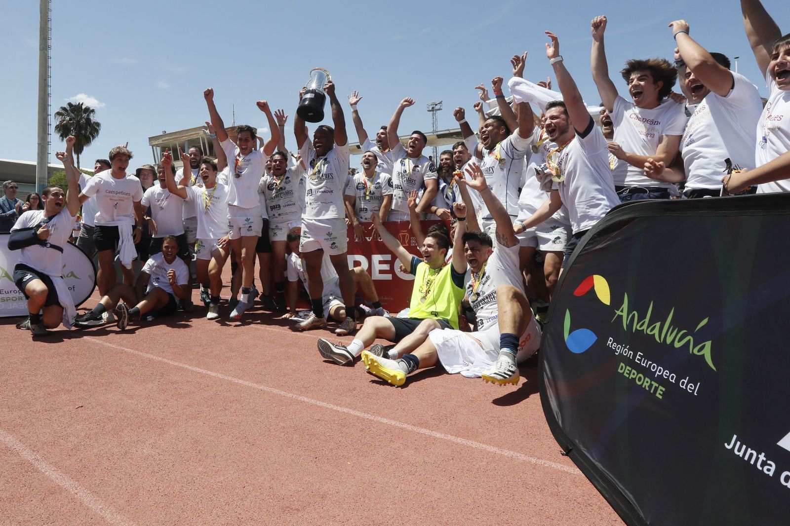 Las fotos del título de Copa de rugby del VRAC en Sevilla