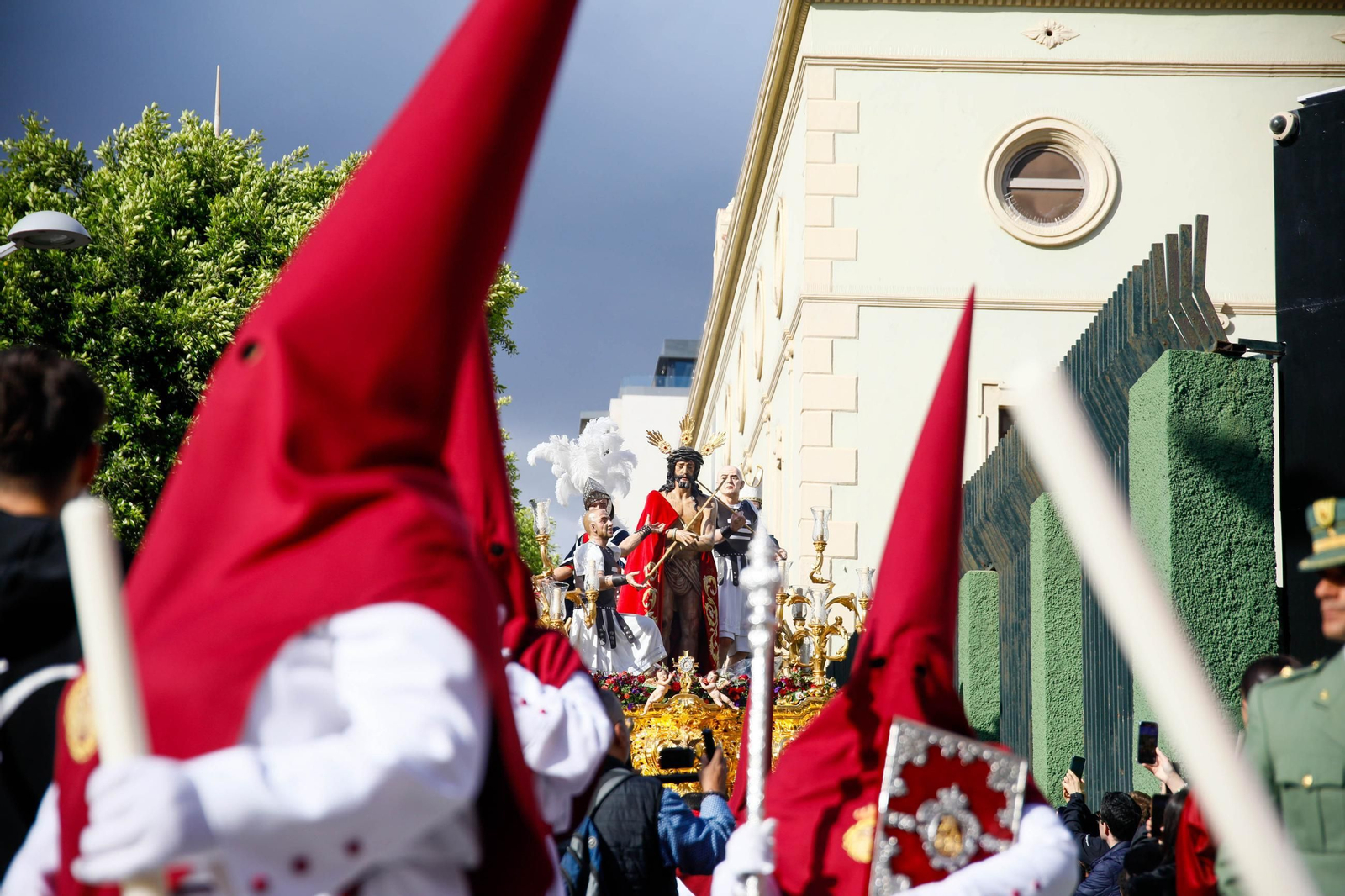 Coronación en la Semana Santa de Almería 2025