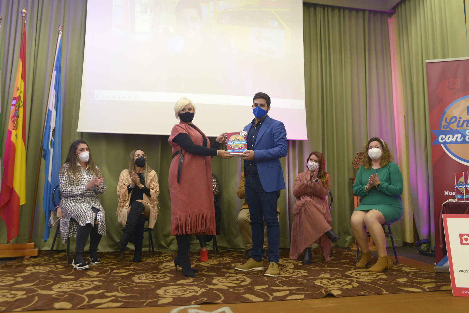 Acto de entrega de prémios linenses con talento.