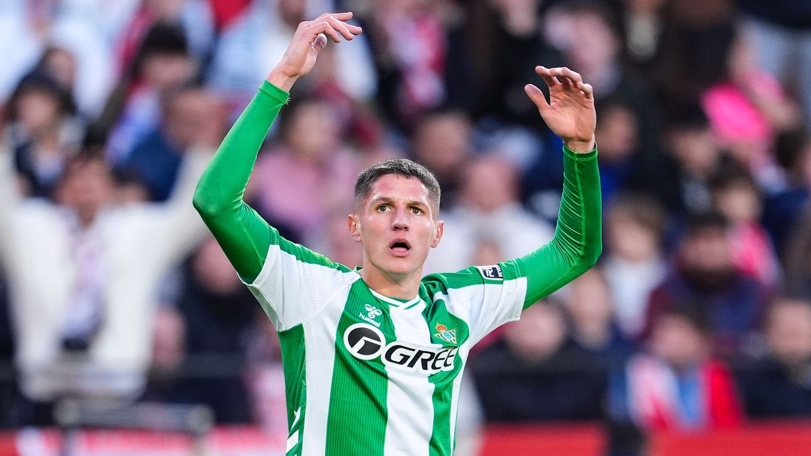 Sergi Altimira en el derbi ante el Sevilla