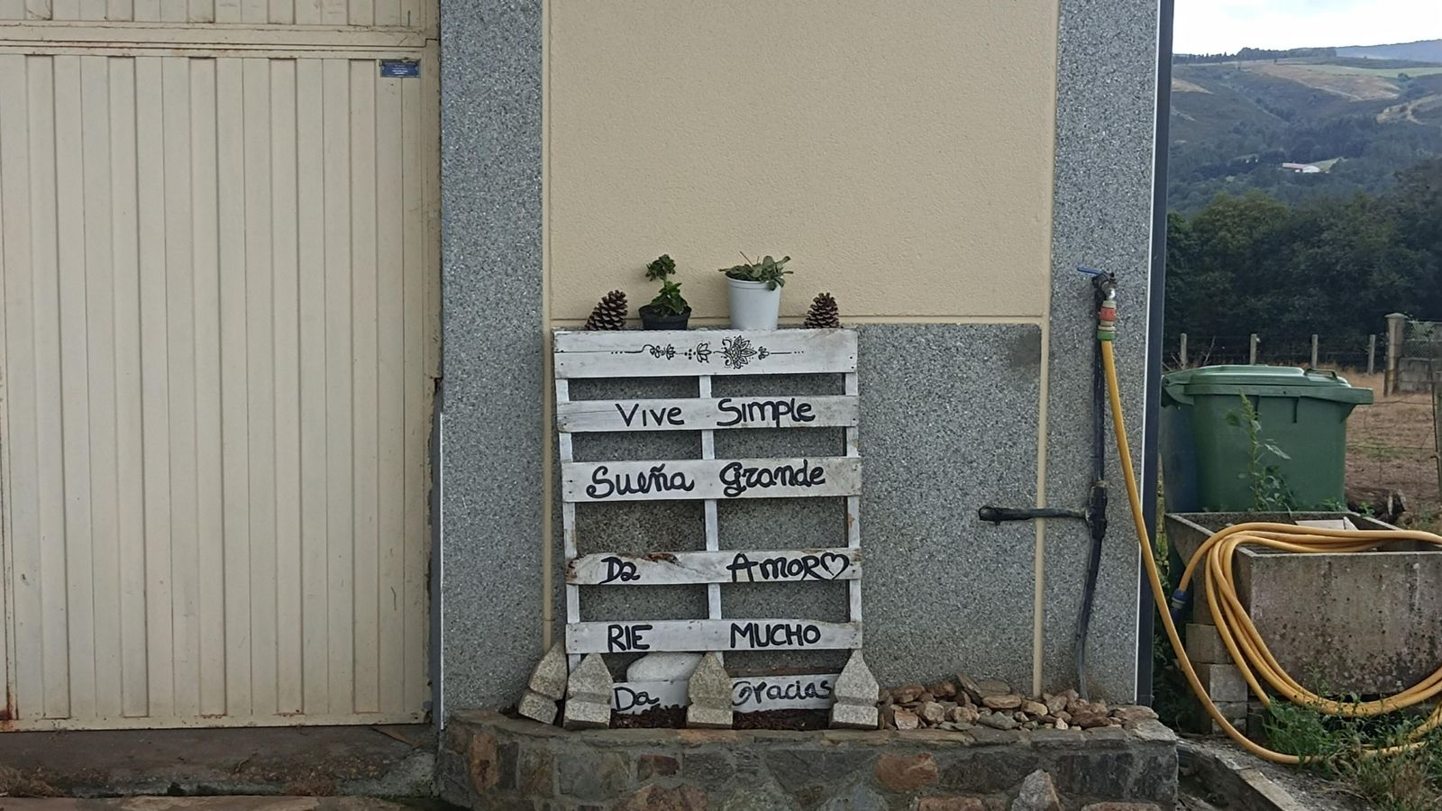 Un bonito mensaje en una casa de Puxallos