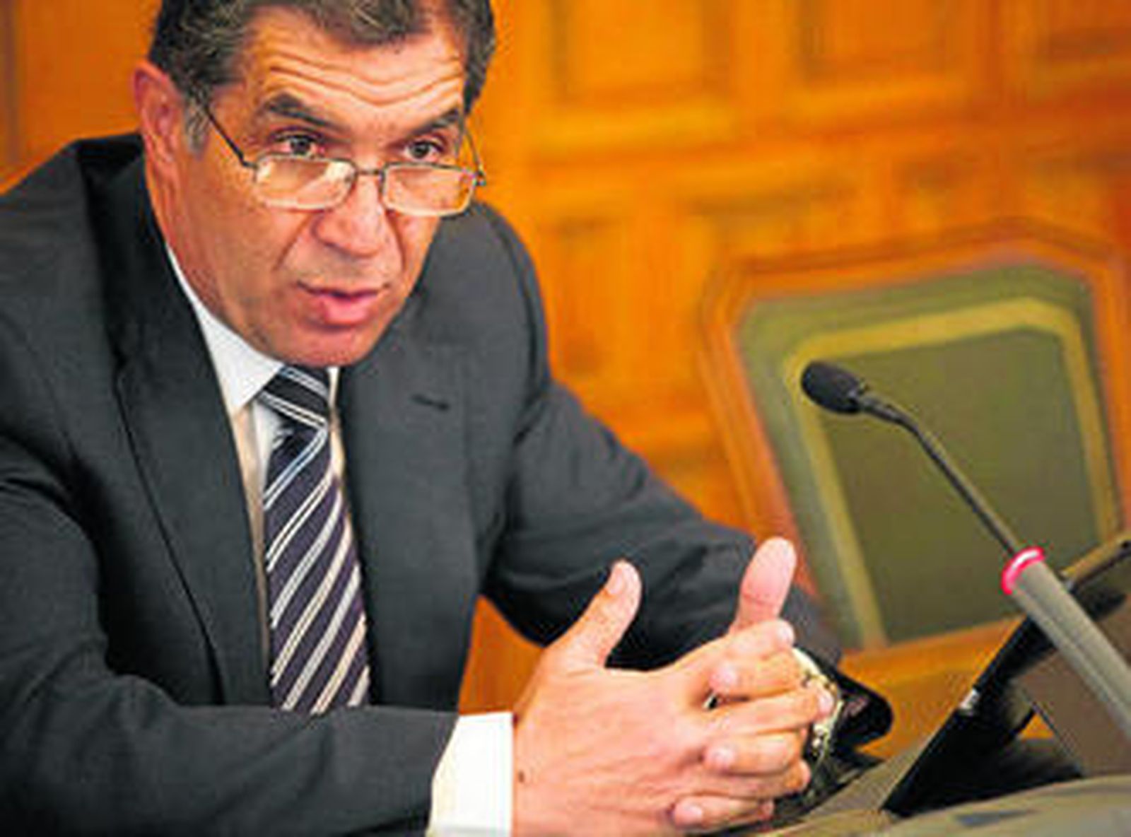 Lorenzo del Río, ayer durante la Memoria del TSJA.