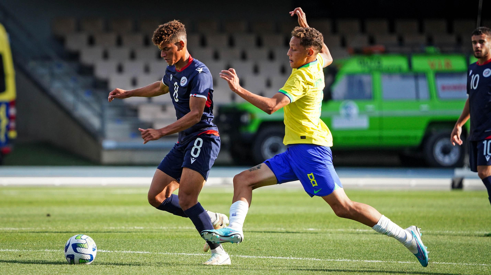 Brasil - R. Dominicana, fútbol internacional en Jerez