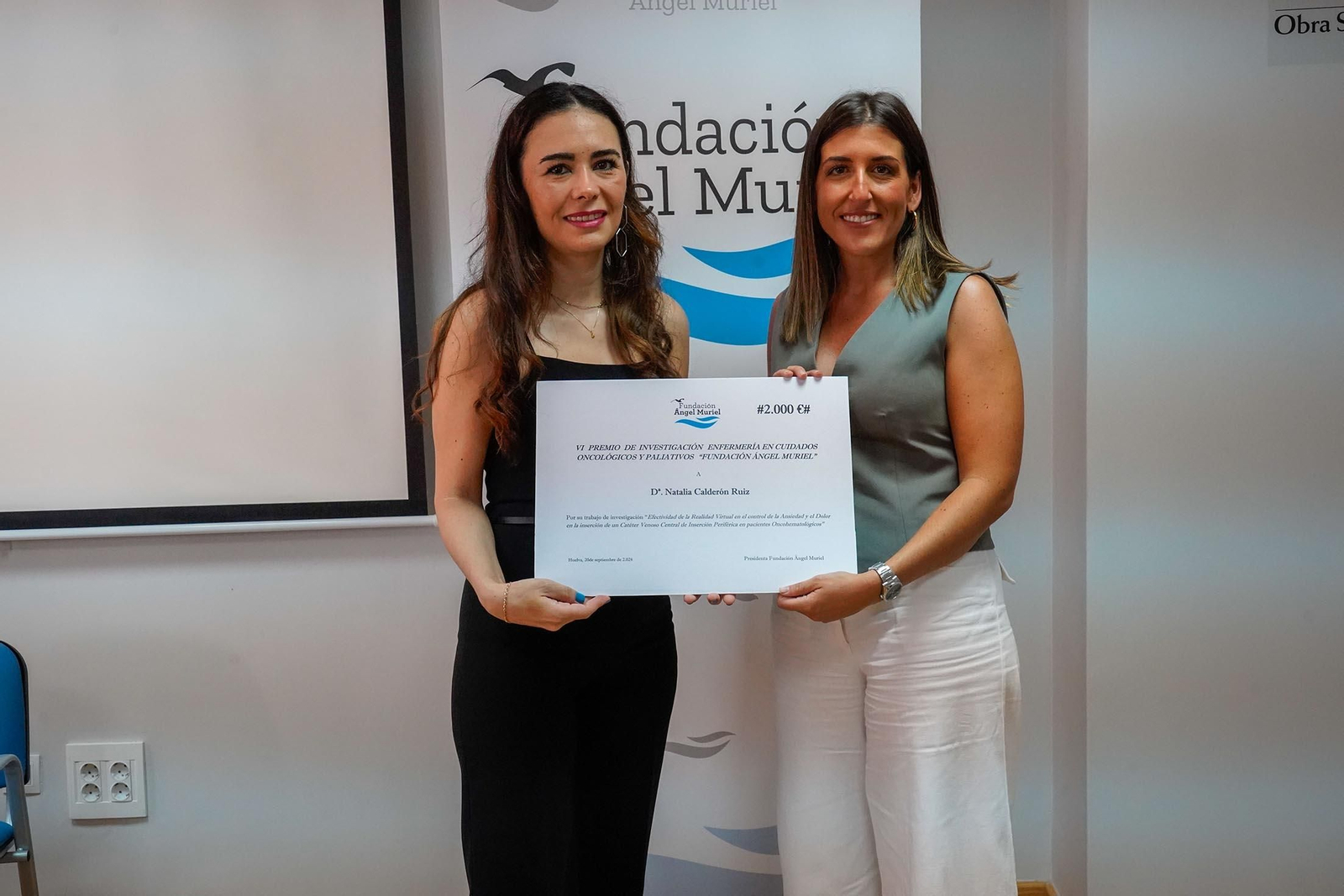 Imágenes del acto de entrega del VI premio de enfermería en cuidados oncológicos y paliativos