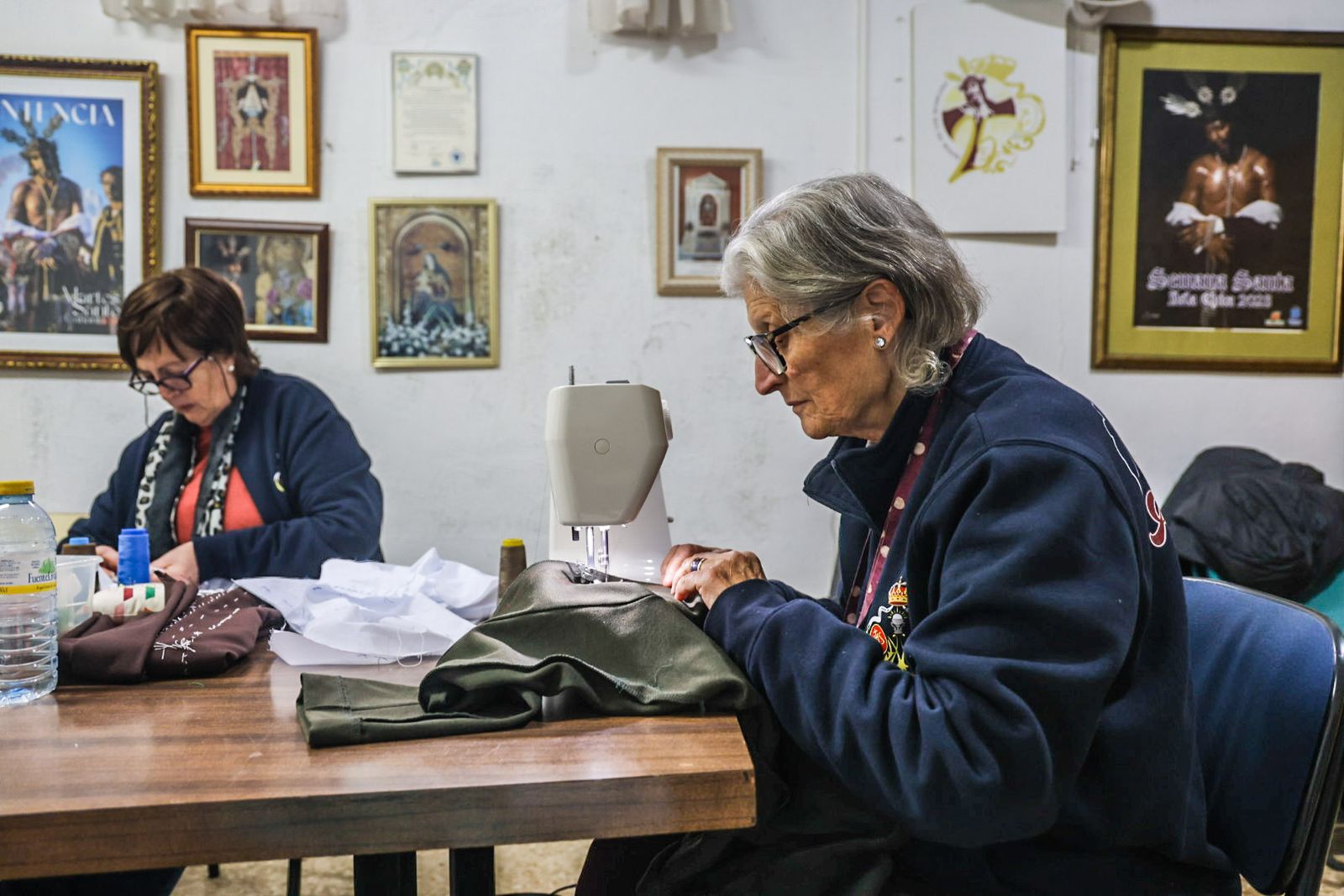 Fotografías del alma del taller de costura de la Sentencia