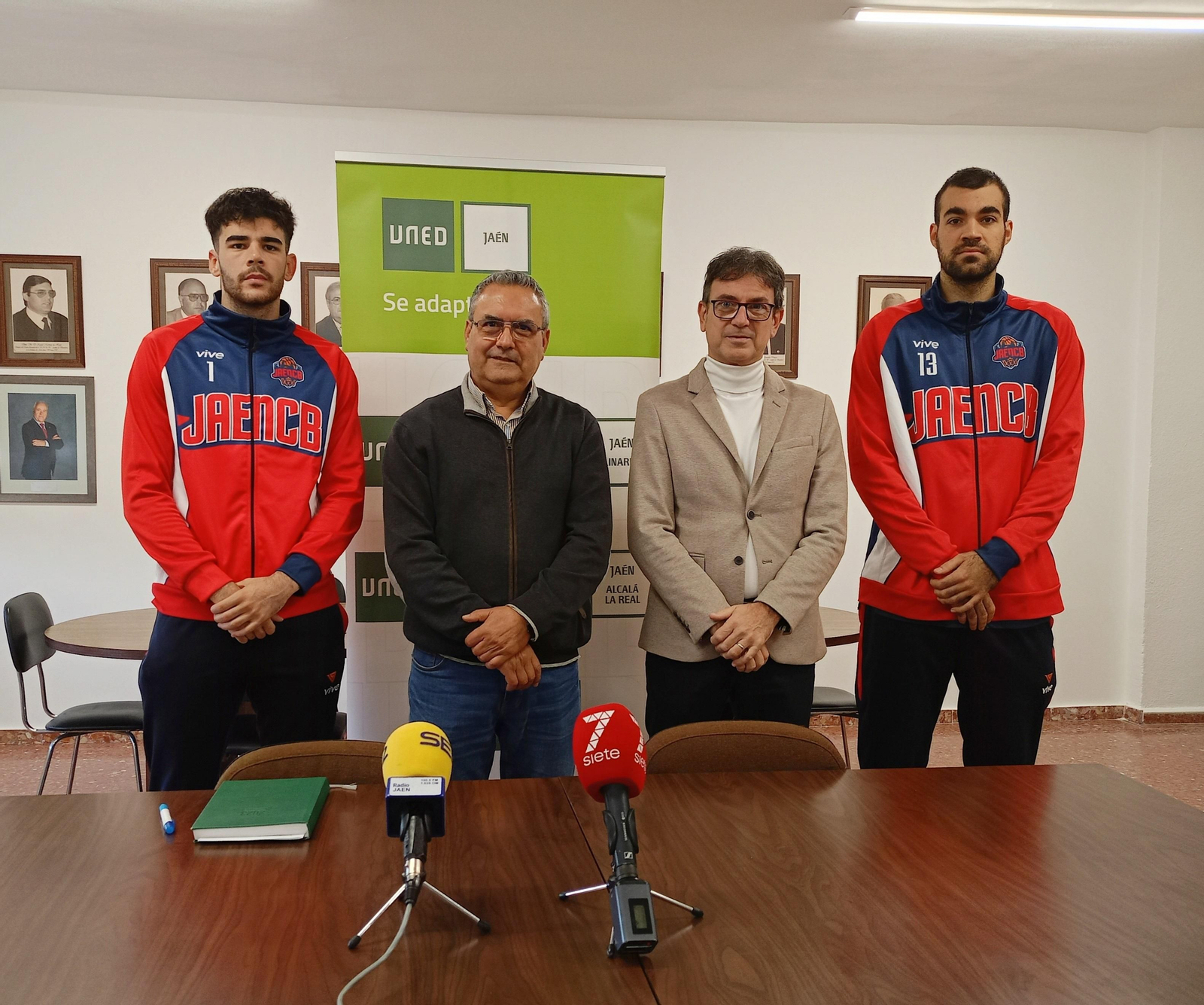 Presentación del partido entre el Jaén CB y el Marbella en el centro UNED