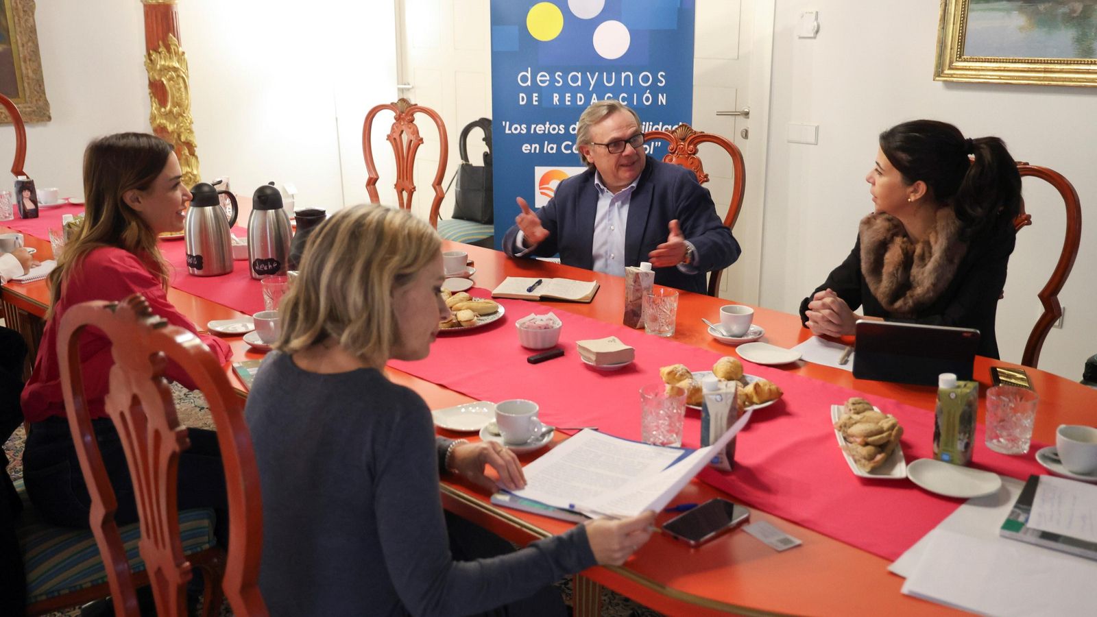 Un instante del desayuno de redacción organizado por 'Málaga Hoy' en el Museo Carmen Thyssen.