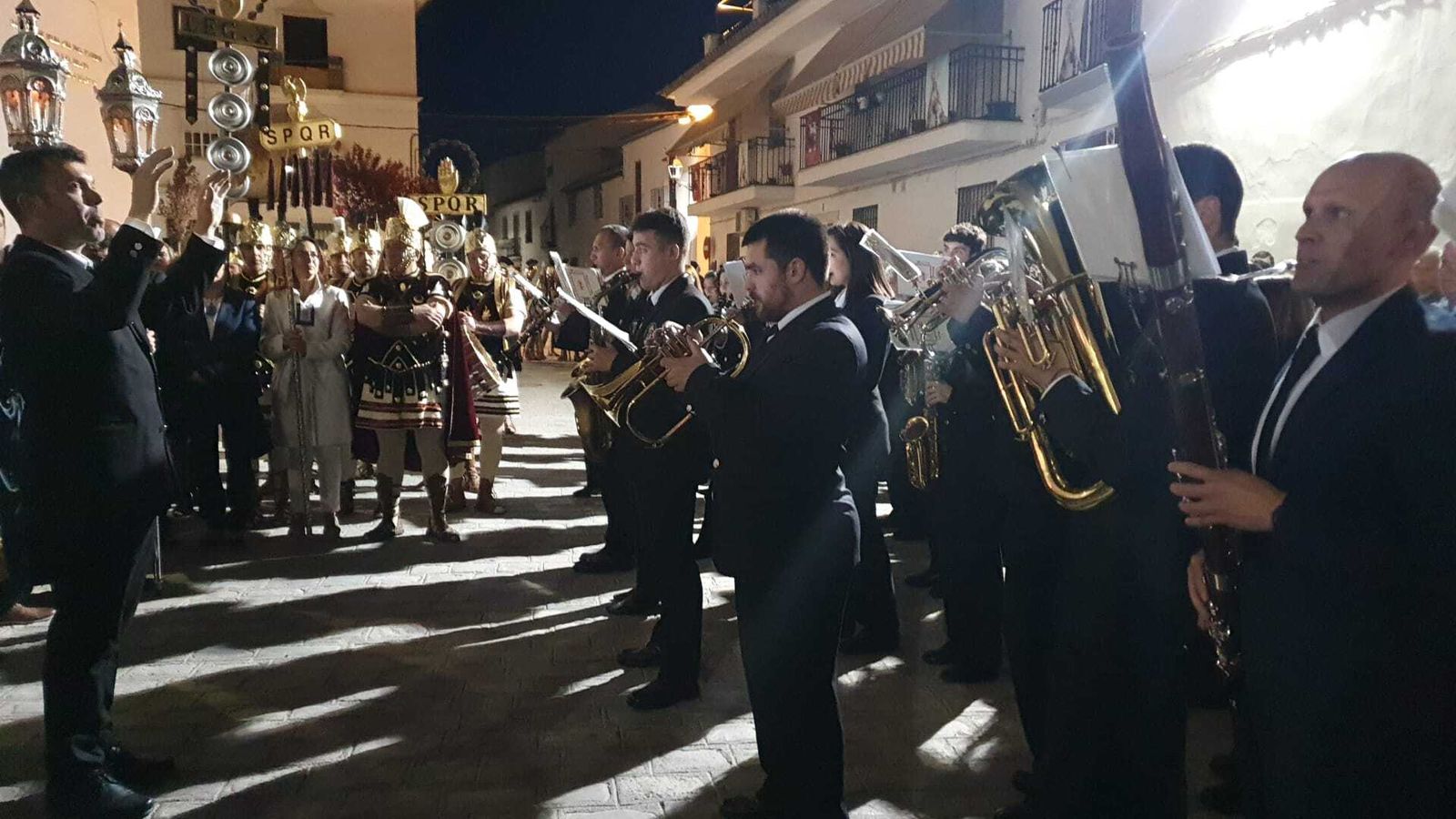 Viernes Santo en Castro del Río: A los pies del Santo Sepulcro