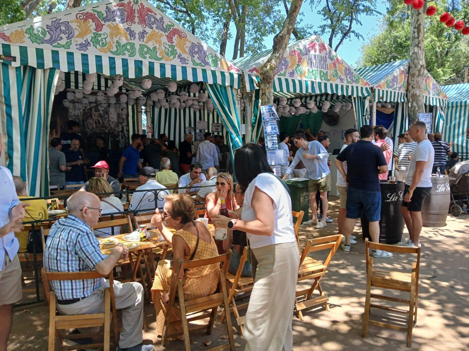Búscate en las imágenes del sábado de Feria en San Fernando