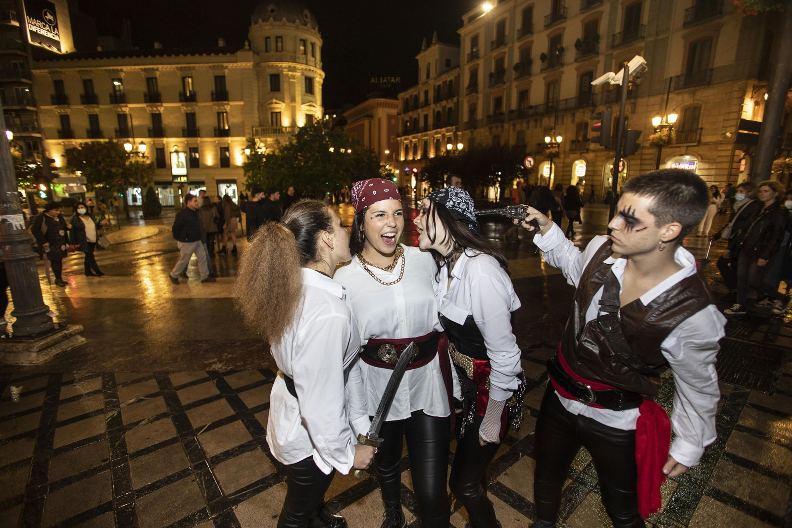 Fotos: así vive Granada la Noche de Halloween