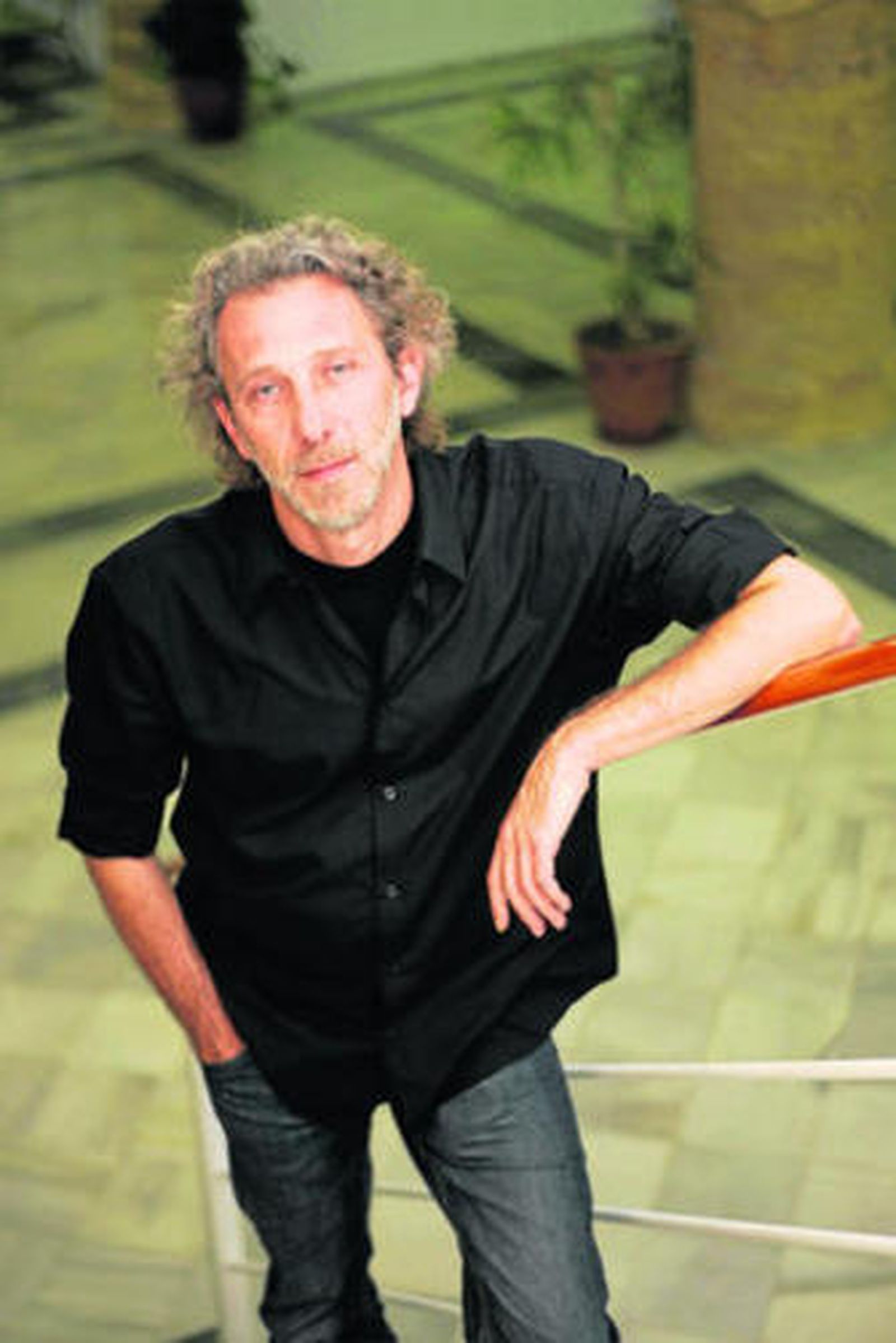 "Los periodistas tenemos que reconquistar nuestro oficio"