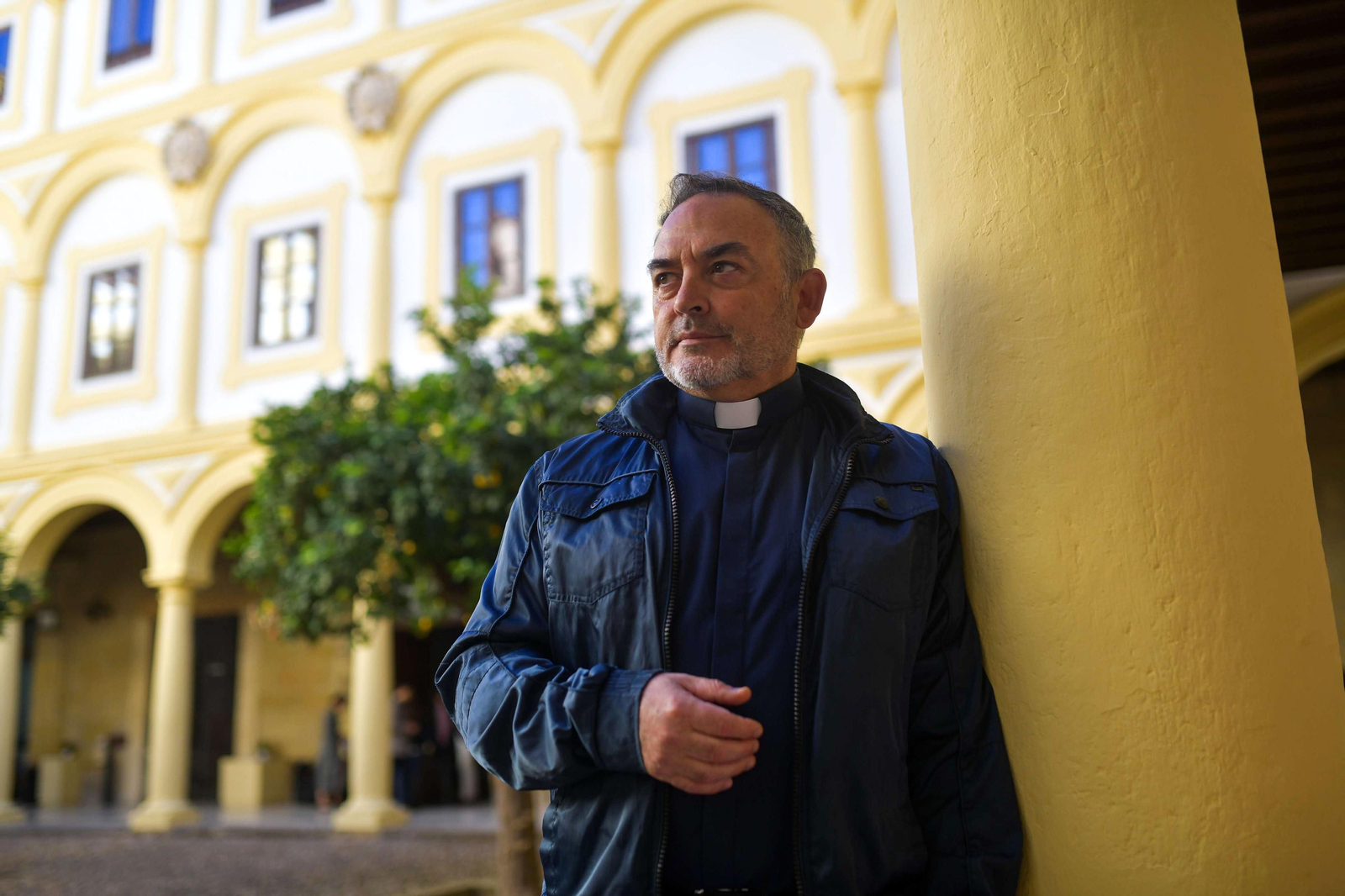 El escritor y sacerdote Jesús Sánchez Adalid.