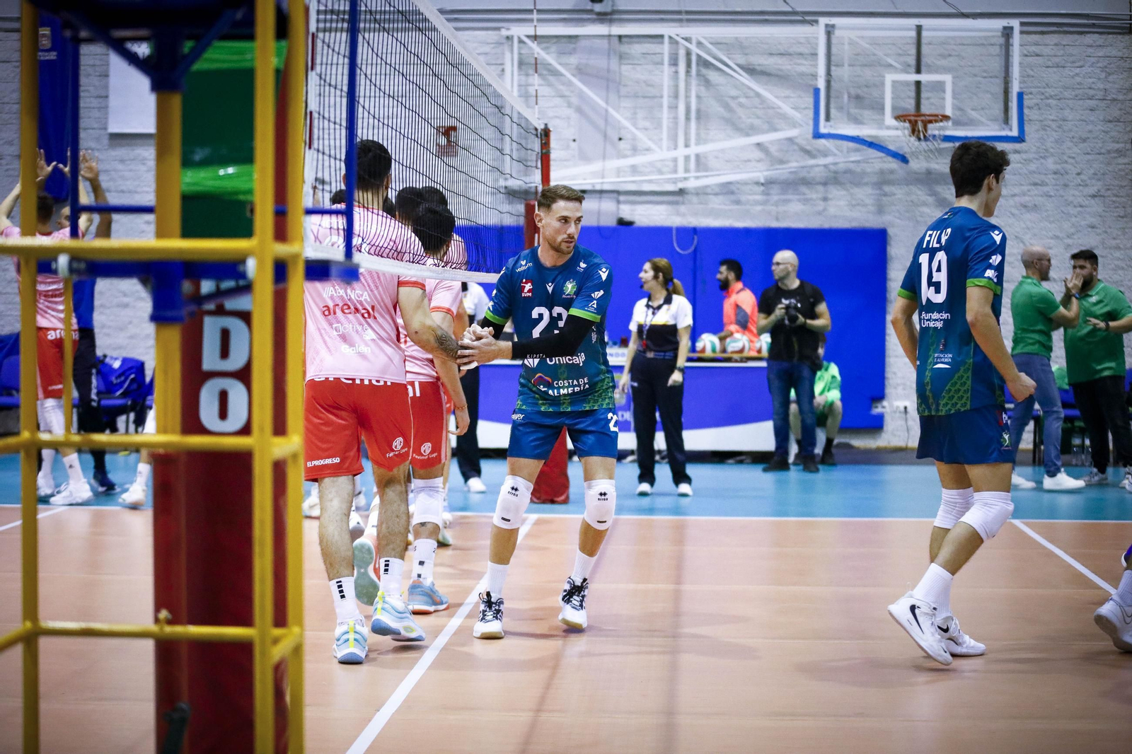 Unicaja Costa de Almería-Arenal Emeve de la Superliga, en imágenes