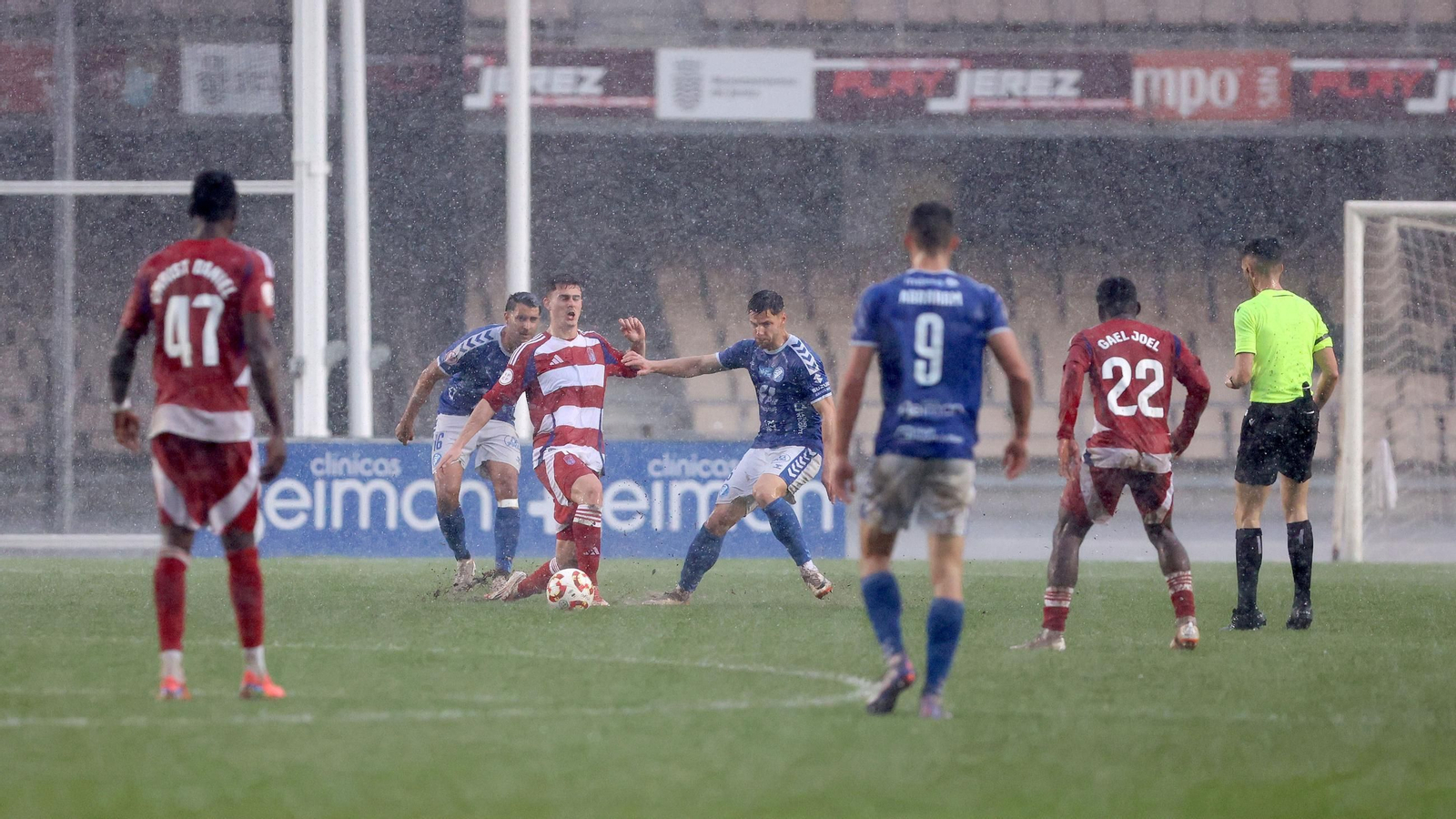 Imágenes del Xerez DFC contra el Recreativo Granada
