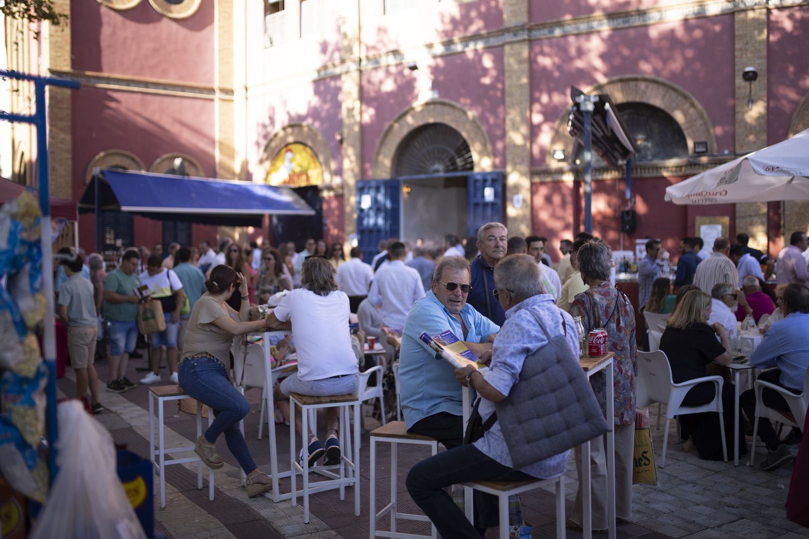 Colombinas 2023: Imágenes del ambiente en la Plaza de Toros en el festejo del viernes