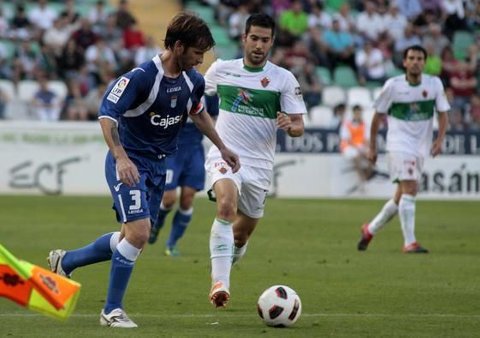 El Xerez cae goleado en Elche y no jugará la promoción (4-1). / LOF