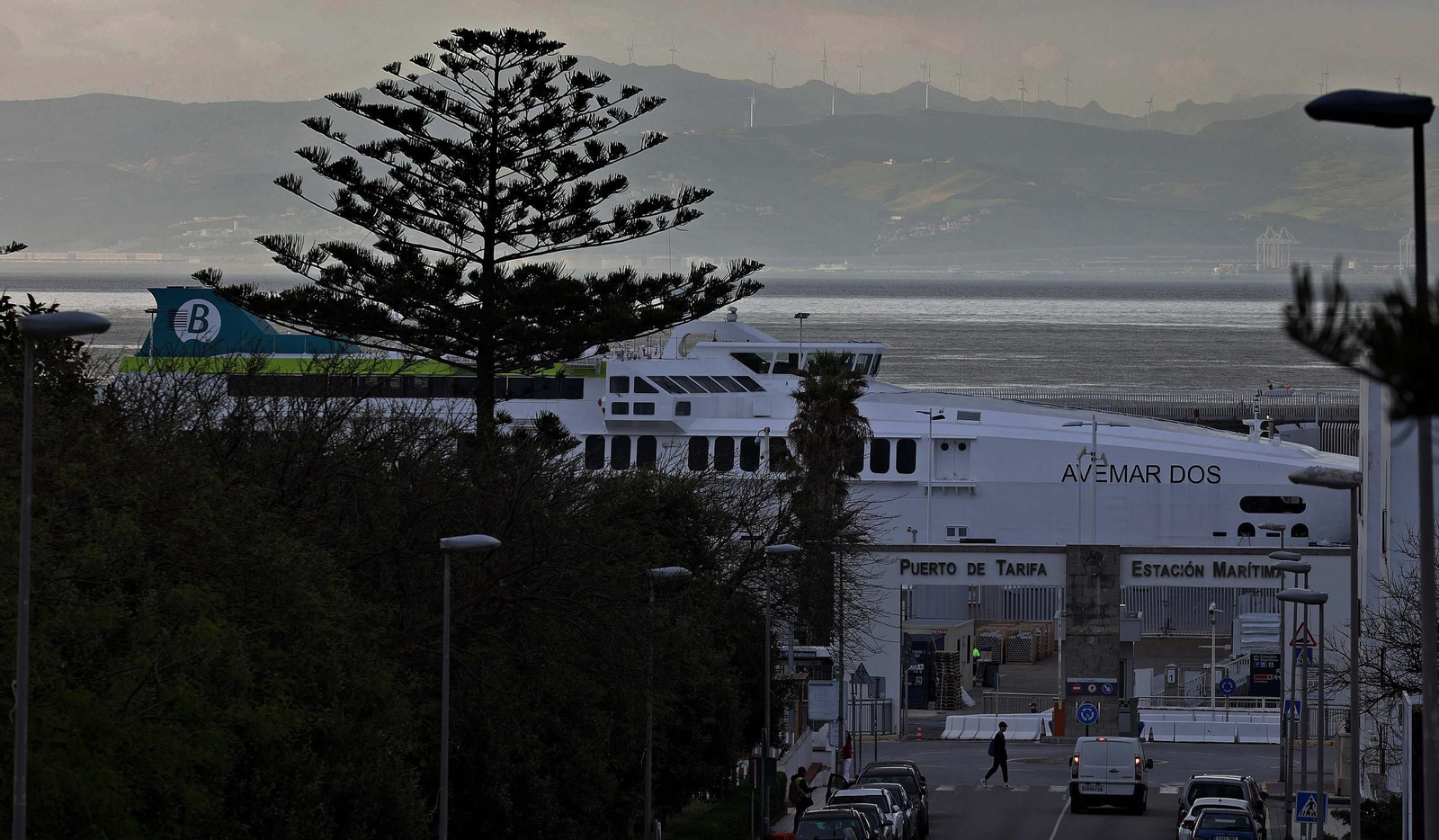 Así fue el primer viaje del 'Avemar Dos' entre Tarifa y Tánger con Baleària, en imágenes