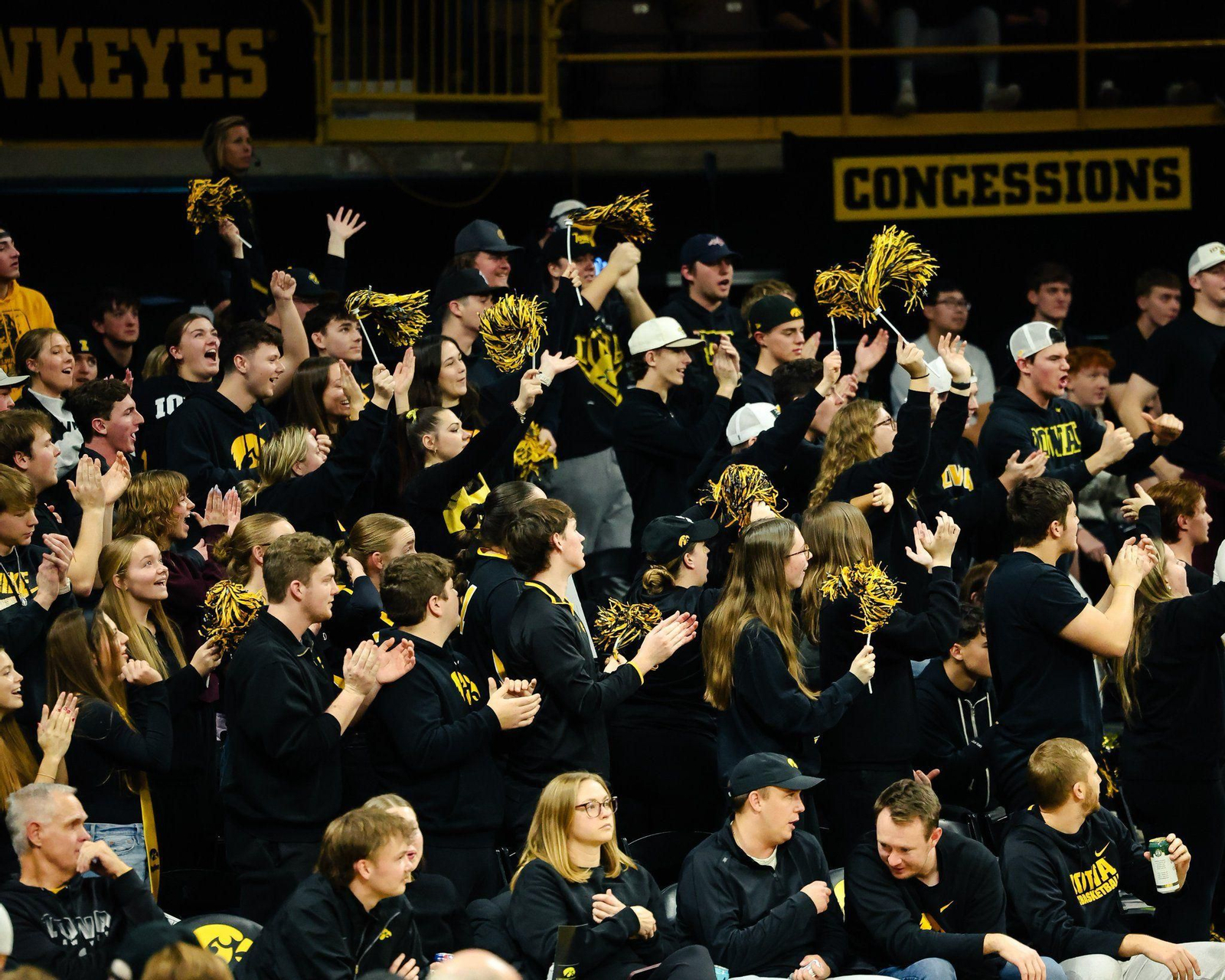 NCAA: Álvaro Folgueiras, triunfo ante la Maryland de Guille del Pino