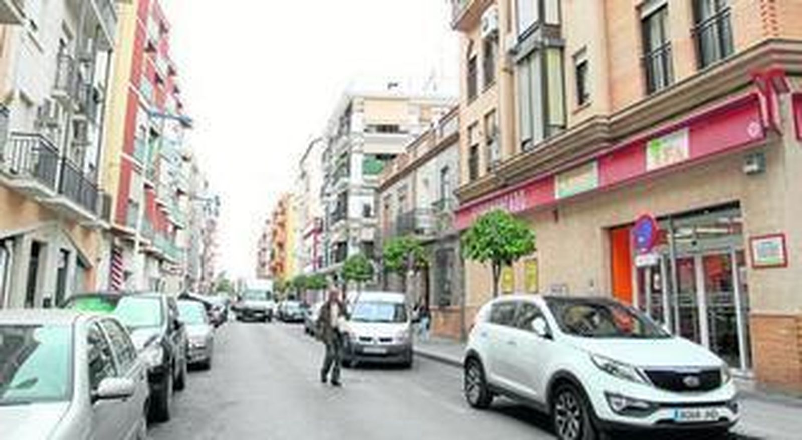 Avenida Miss Whitney, vía principal de Matadero, barrio en el que se produjo ayer el corte de luz por la mañana.