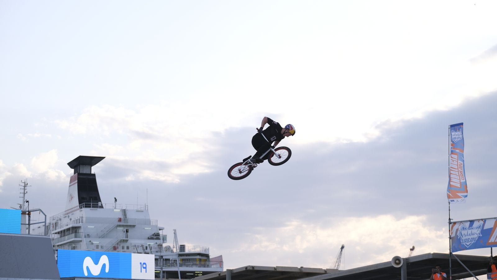 Imágenes de la segunda jornada de la Andalucía World Series Almería