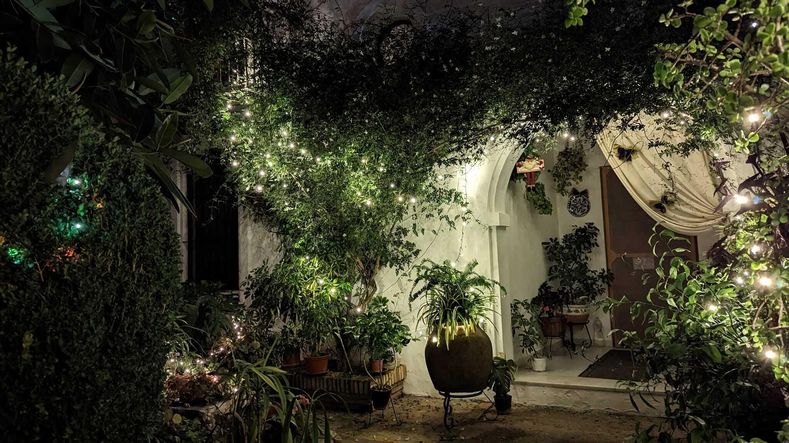 Las bellas fachadas navideñas de Corteconcepción