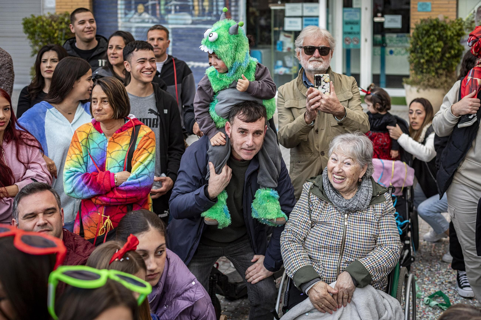 Búscate entre las mejores imágenes de la Cabalgata Magna
