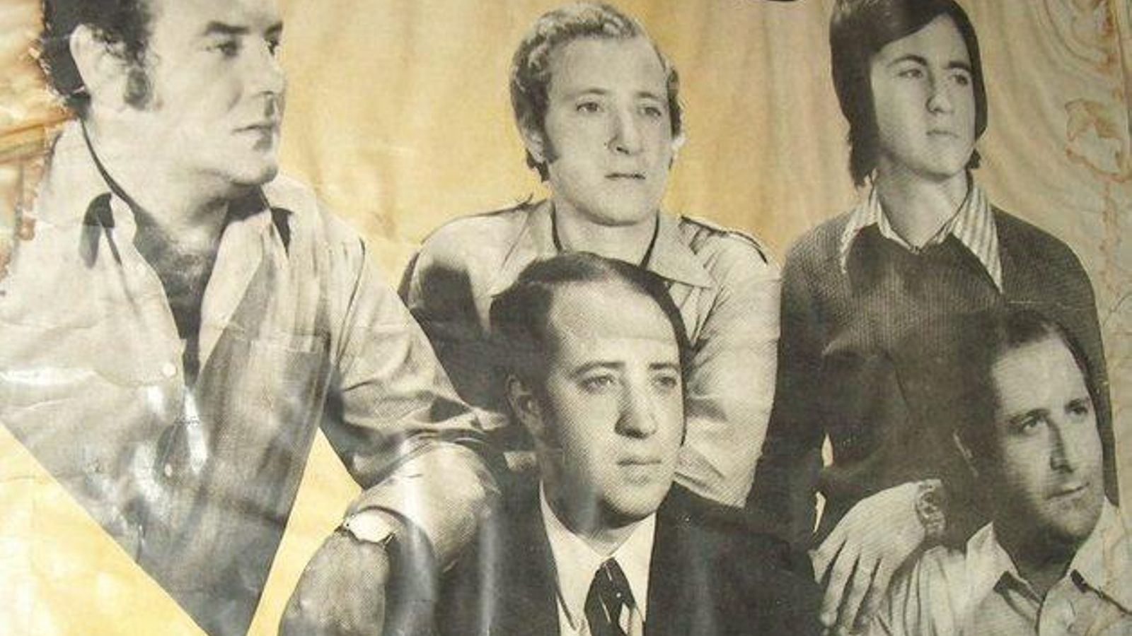 Perteneció al grupo Nómadas.