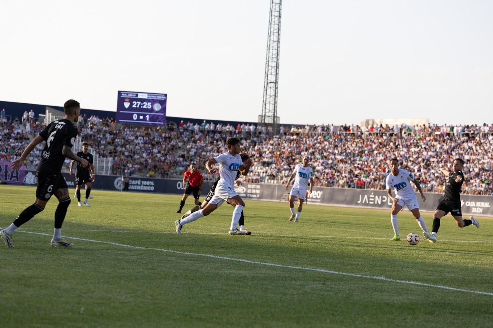 Las mejores imágenes del partido Real Jaén- Atlético Central