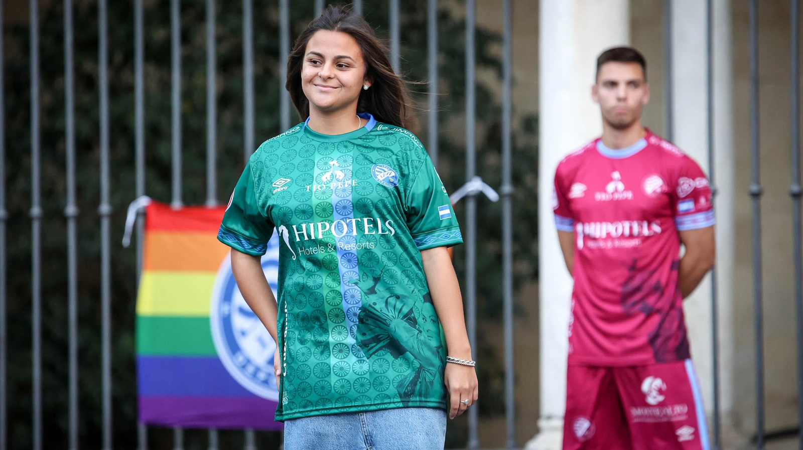 Lola Flores en las camisetas del Xerez DFC