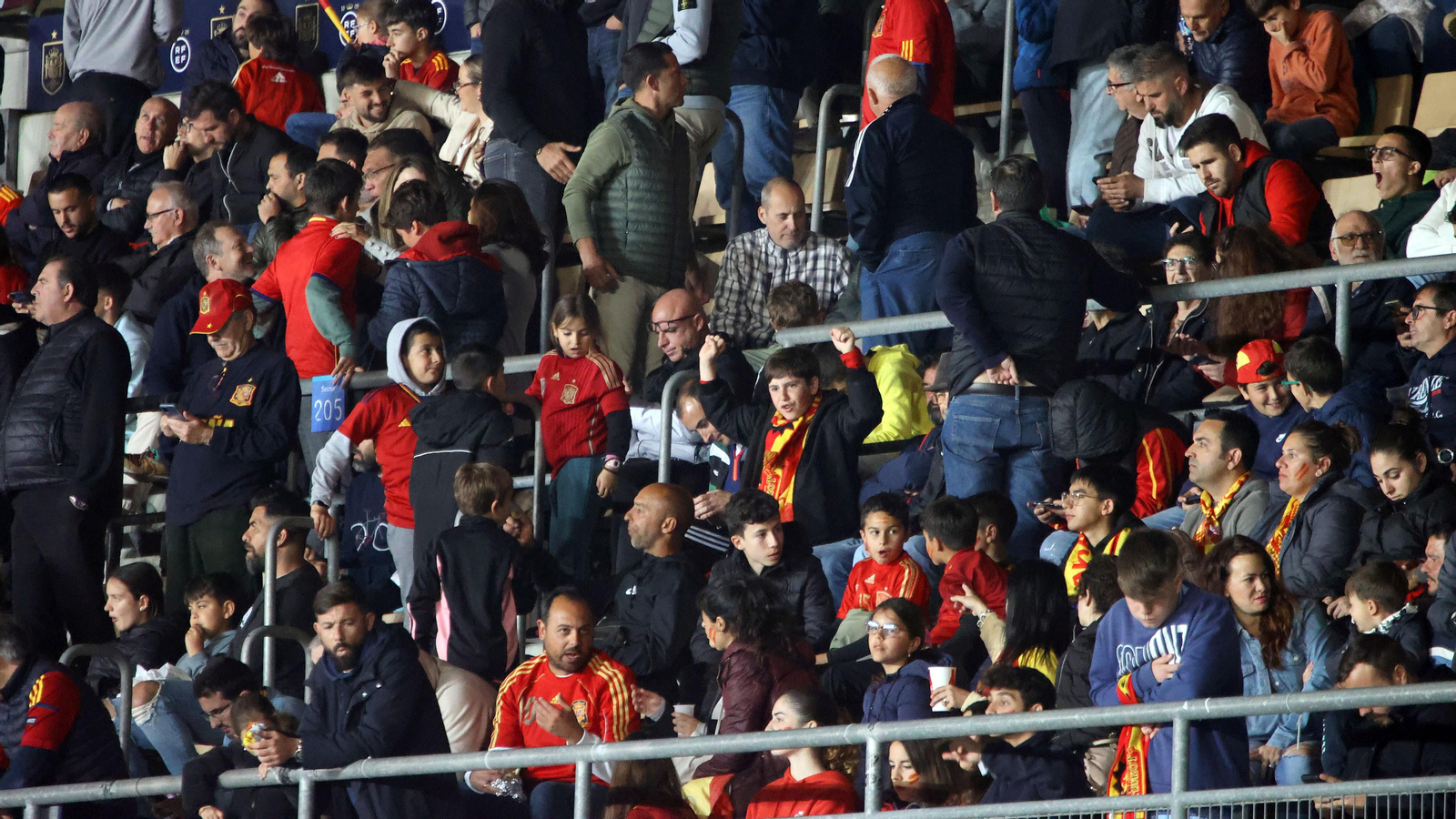 Búscate en el España - Eslovaquia Sub-21 en Jerez