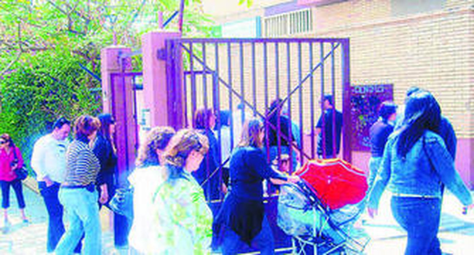 El colegio huercalense '28 de febrero'.