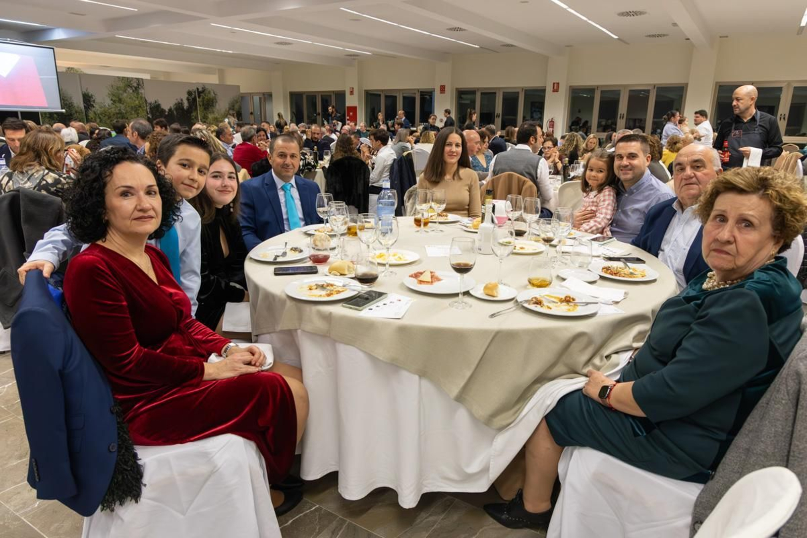 VII cena solidaria de la Asociación para la Lucha contra las Enfermedades de la Sangre (ALES), en imágenes