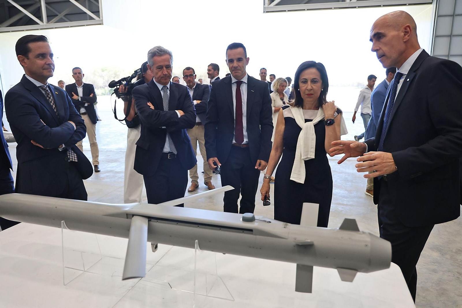 Imágenes de la Visita de la ministra de Defensa, Margarita Robles, a el Centro de Ensayos de Sistemas Aéreos no Tripulados CEUS