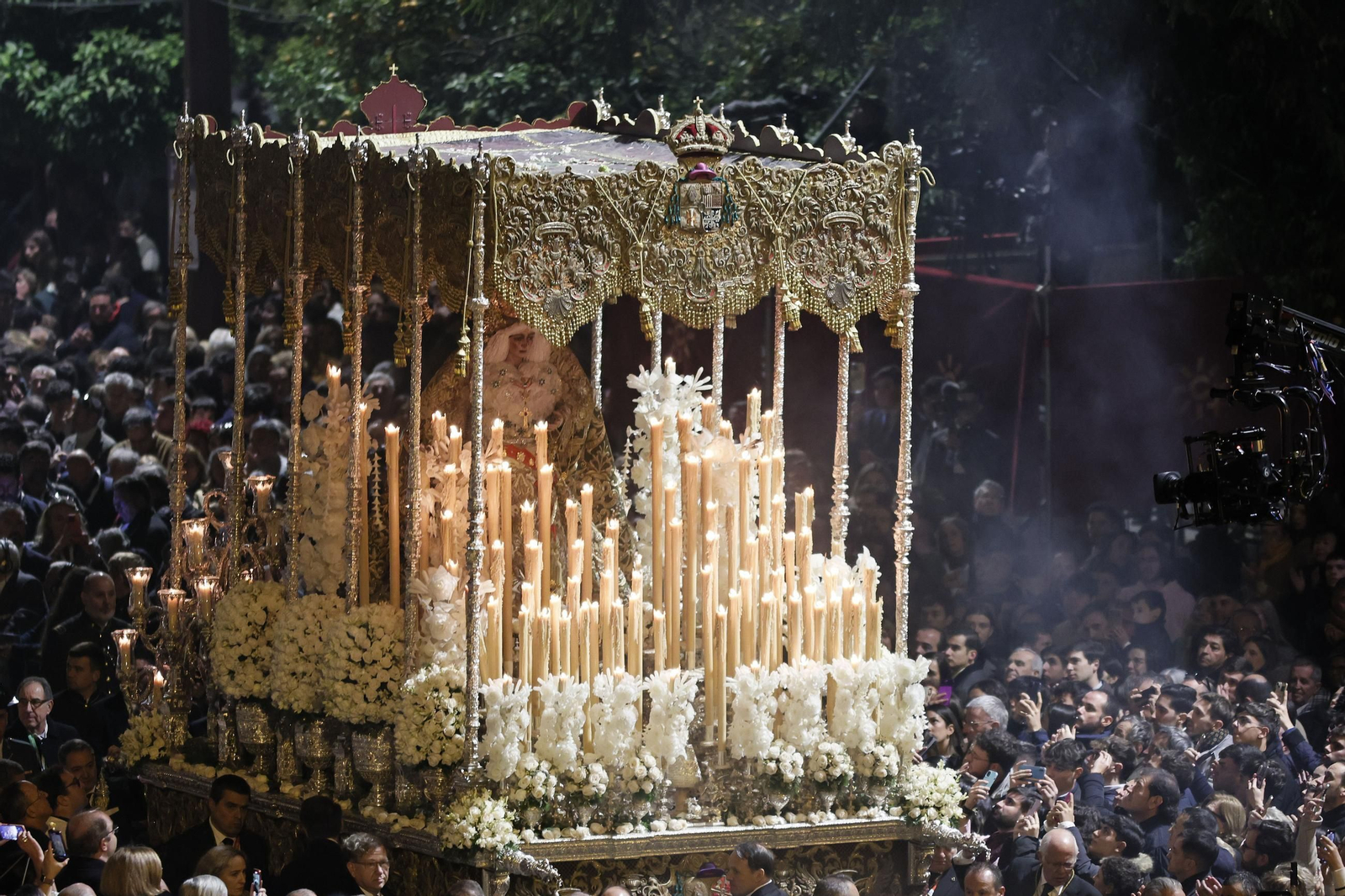 El paso de la Magna de Sevilla por el Paseo de Colón