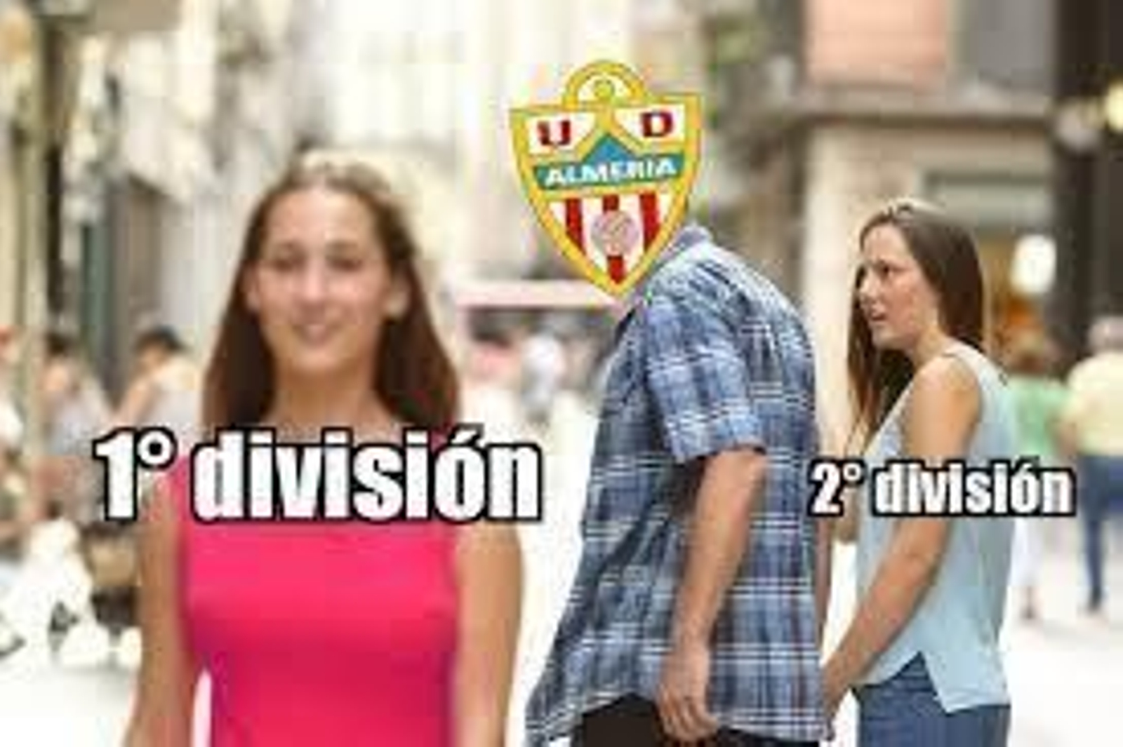 El Almería se ha ganado el ascenso...